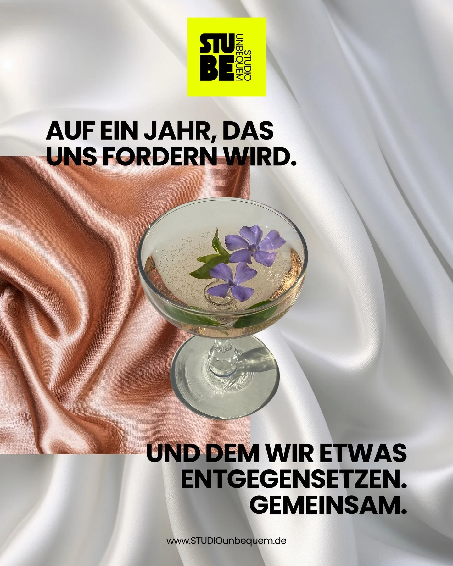 2025 war kein bequemes Jahr.

Zu viele R&uuml;ckschritte, zu viele Leerstellen, zu viel L&auml;rm und gleichzeitig zu wenig laute Fragen.

Wir schauen zur&uuml;ck - ohne Nostalgie.

Daf&uuml;r mit Klarheit: Was normalisiert wurde, was &uuml;bersehen 