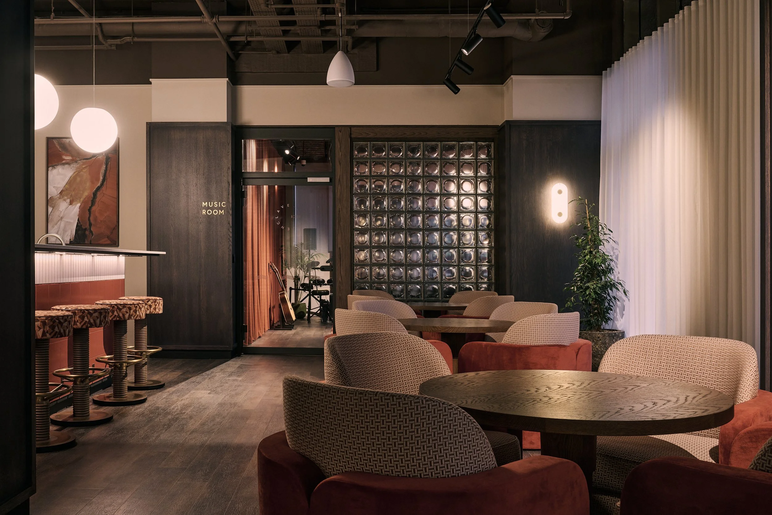 25.12.04_KIB_ENCLAVE ACTON_1862_WEB-BTR.jpg