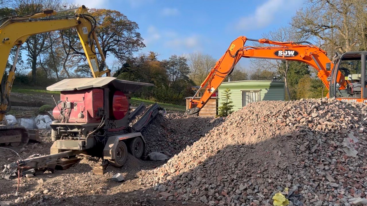 Builders in Wales recycling aggregate on site.
