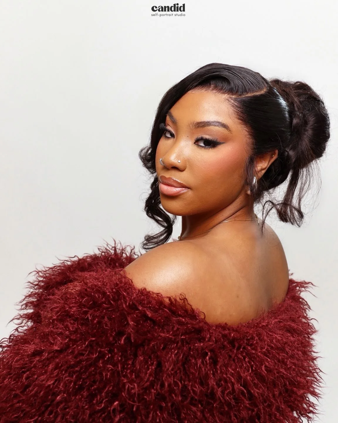 you shot by you &hearts;️

#selfportraitstudio #candid