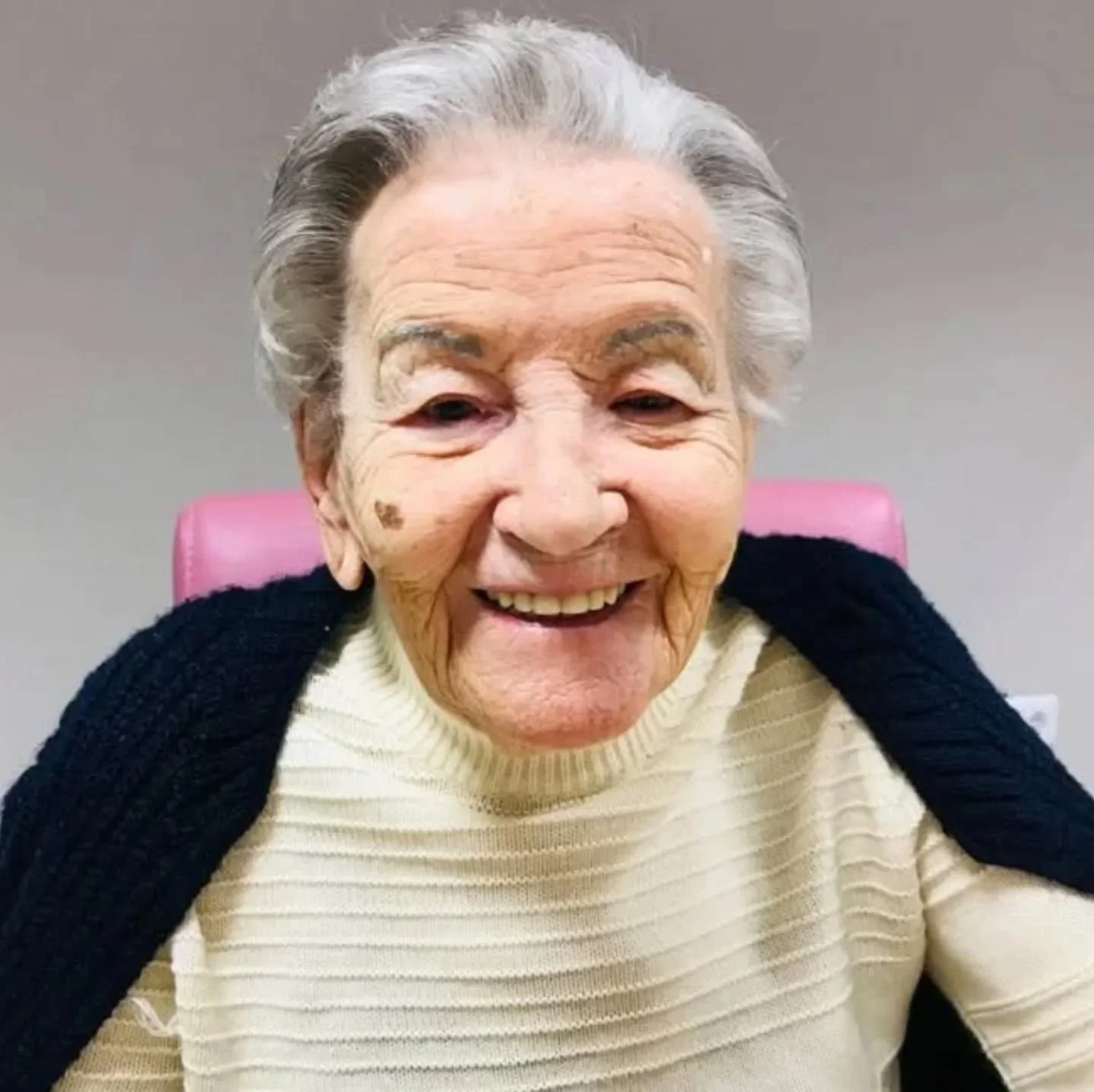 A true inspiration of how to AGE. My grandmother, who lived to turn 100 years old. Genes and lifestyle play a part. Love her still so dearly. This photo was taken on her last birthday. I love her ♡