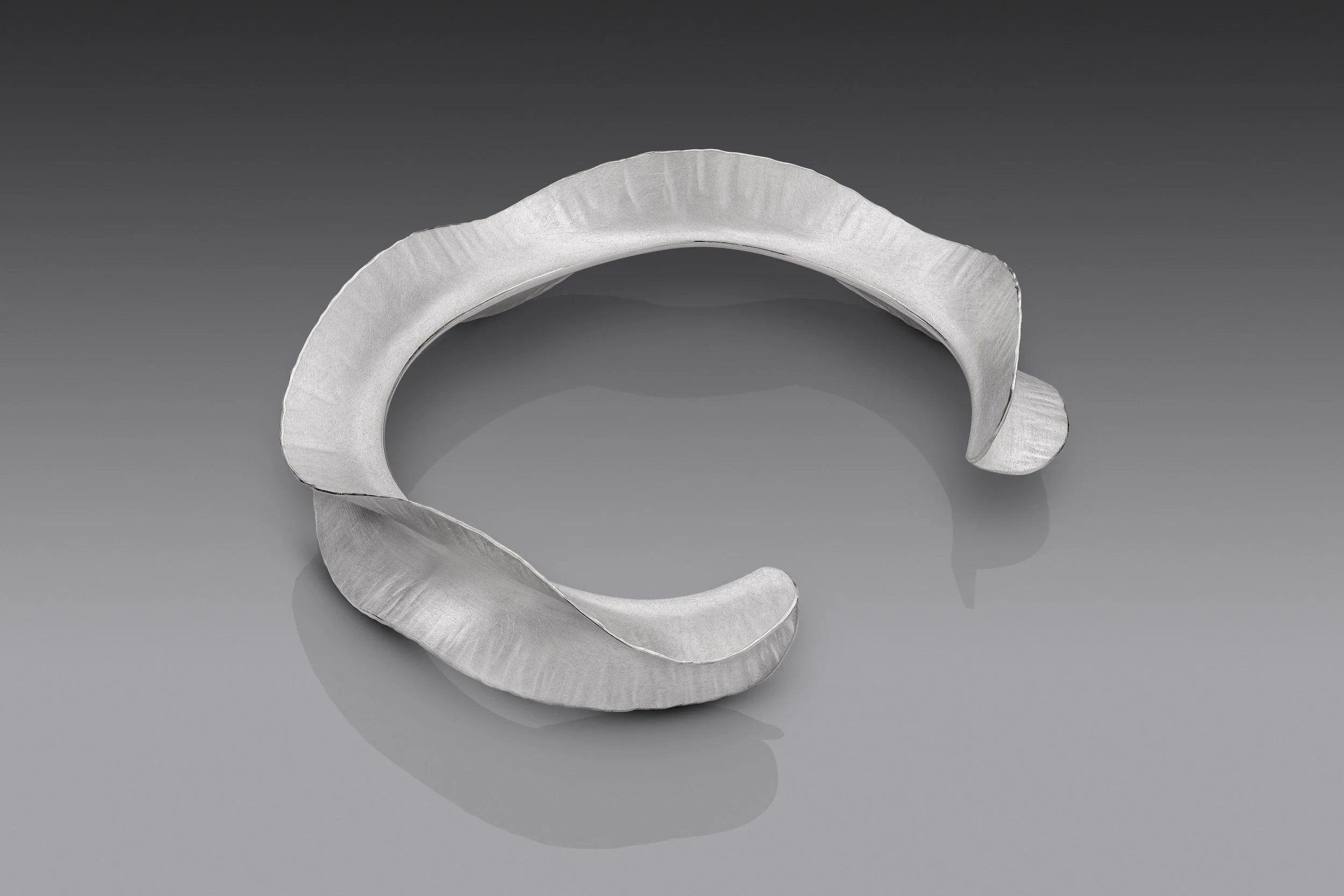 Wave Bangle, Wide