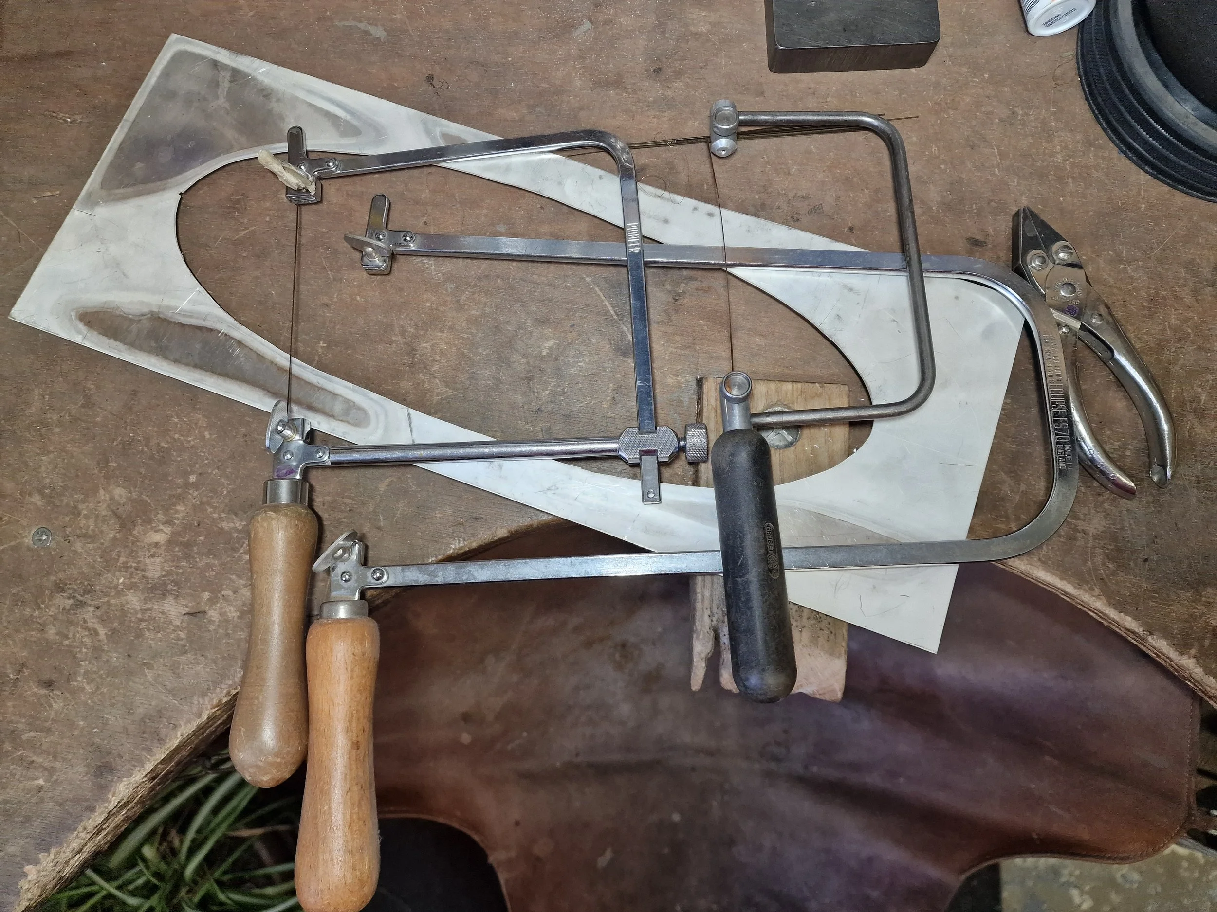 You don’t need a bigger saw frame…. Just twist the saw blade!