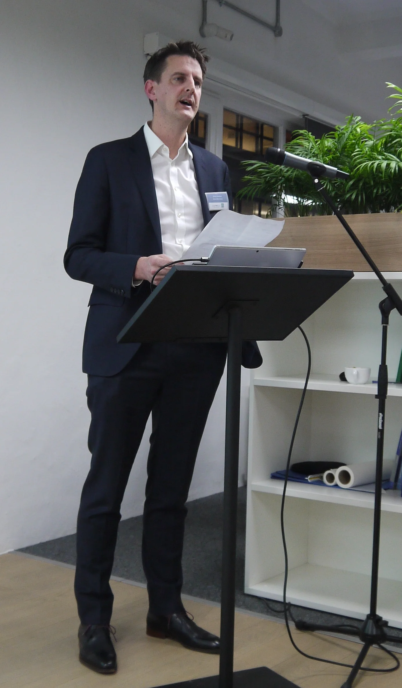Simon Nicholas2.jpg