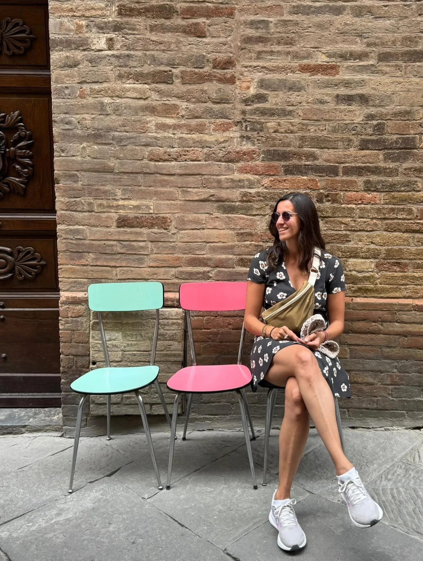 Summer dump 
(you didn&rsquo;t know you wanted&hellip;)

1. Trying to be as cool as the Italians on a piazza in Tuscany
2. Quiberon dream w/ Gary the van
3. Glyndebourne at Gacilly photo festival
4. Cuddles w/ my mini
5. Saint Malo love
6. NZ meets B