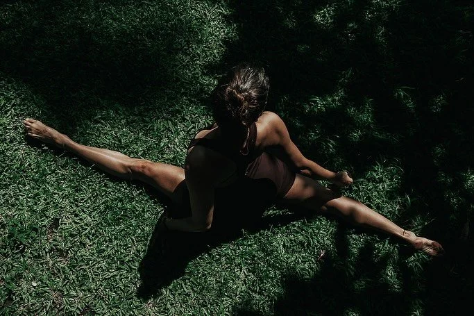 💡 𝐄𝐭𝐢𝐫𝐞𝐫 + 𝐜𝐨𝐧𝐭𝐫𝐚𝐜𝐭𝐞𝐫 = le combo magique pour entretenir et renforcer ton corps et ton syst&egrave;me nerveux 

Quand tu fais un &eacute;tirement, ajouter une 𝙘𝙤𝙣𝙩𝙧𝙖𝙘𝙩𝙞𝙤𝙣 𝙞𝙨𝙤𝙢𝙚́𝙩𝙧𝙞𝙦𝙪𝙚 (activer le muscle sans le 