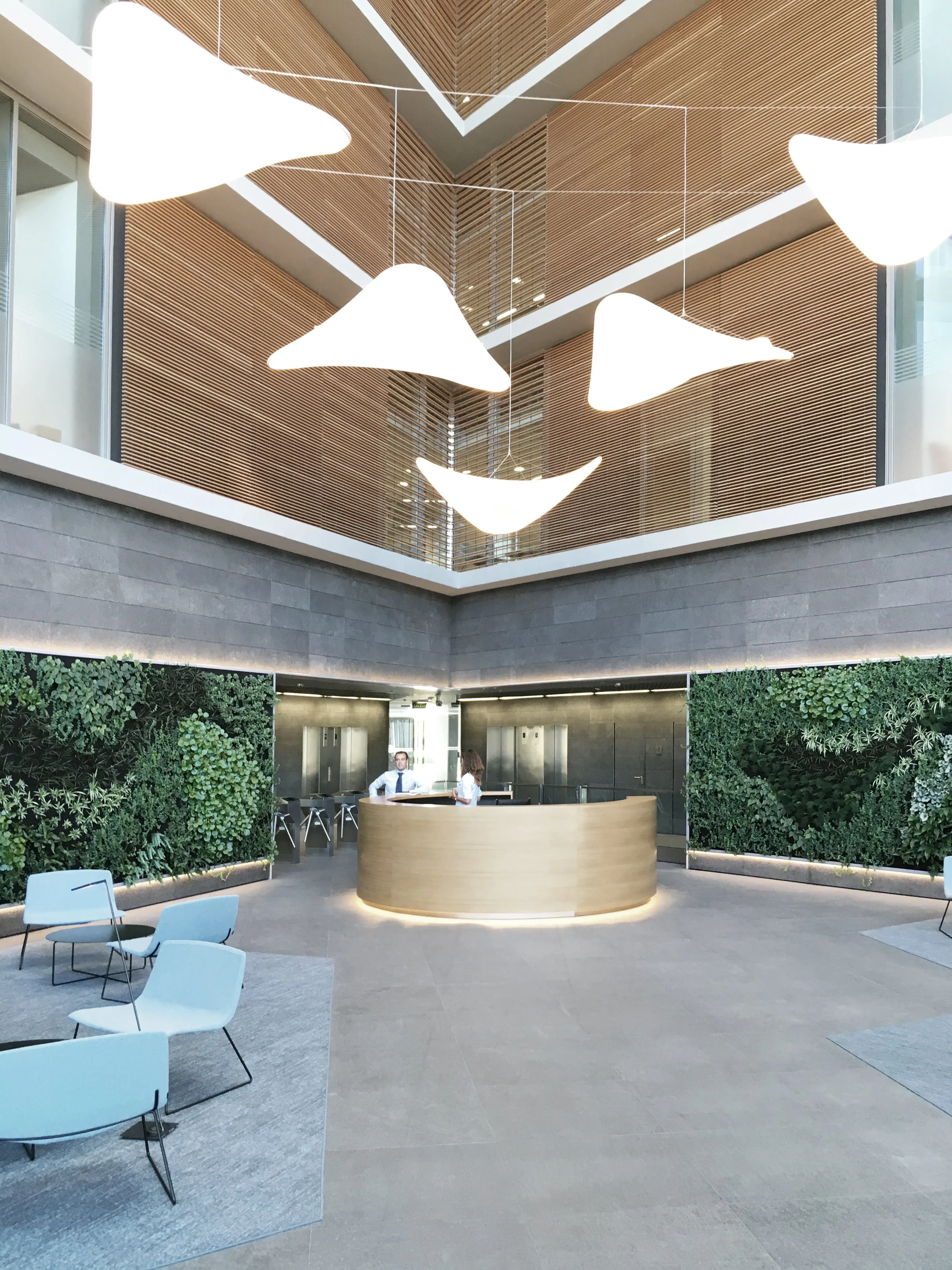 Edificio de oficinas Cristalia Play, Madrid.JPG