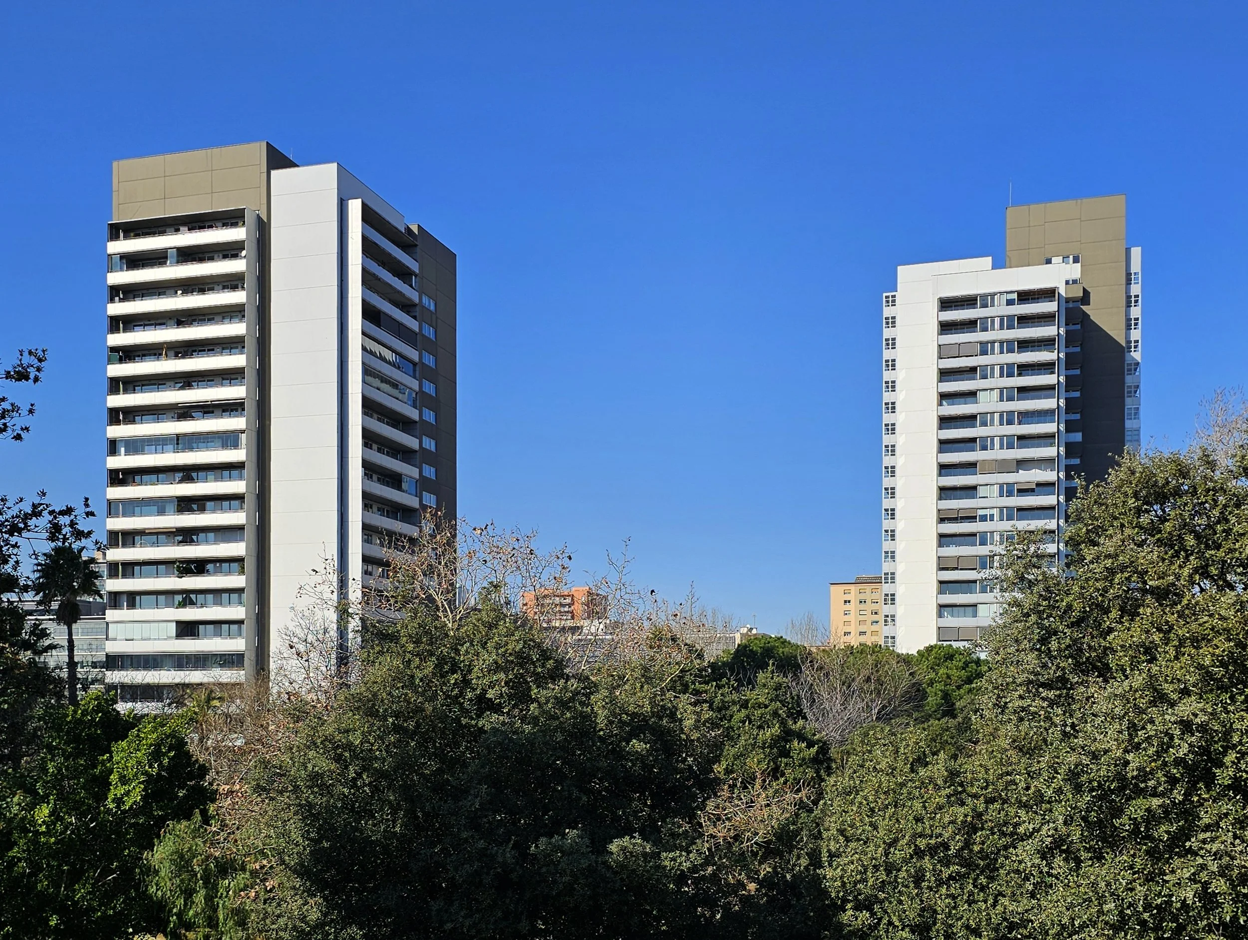 complejo-residencial-apartamentos-diagonal-mar-barcelona-diseño-estudio-arquitectura-wgarchlab.jpg