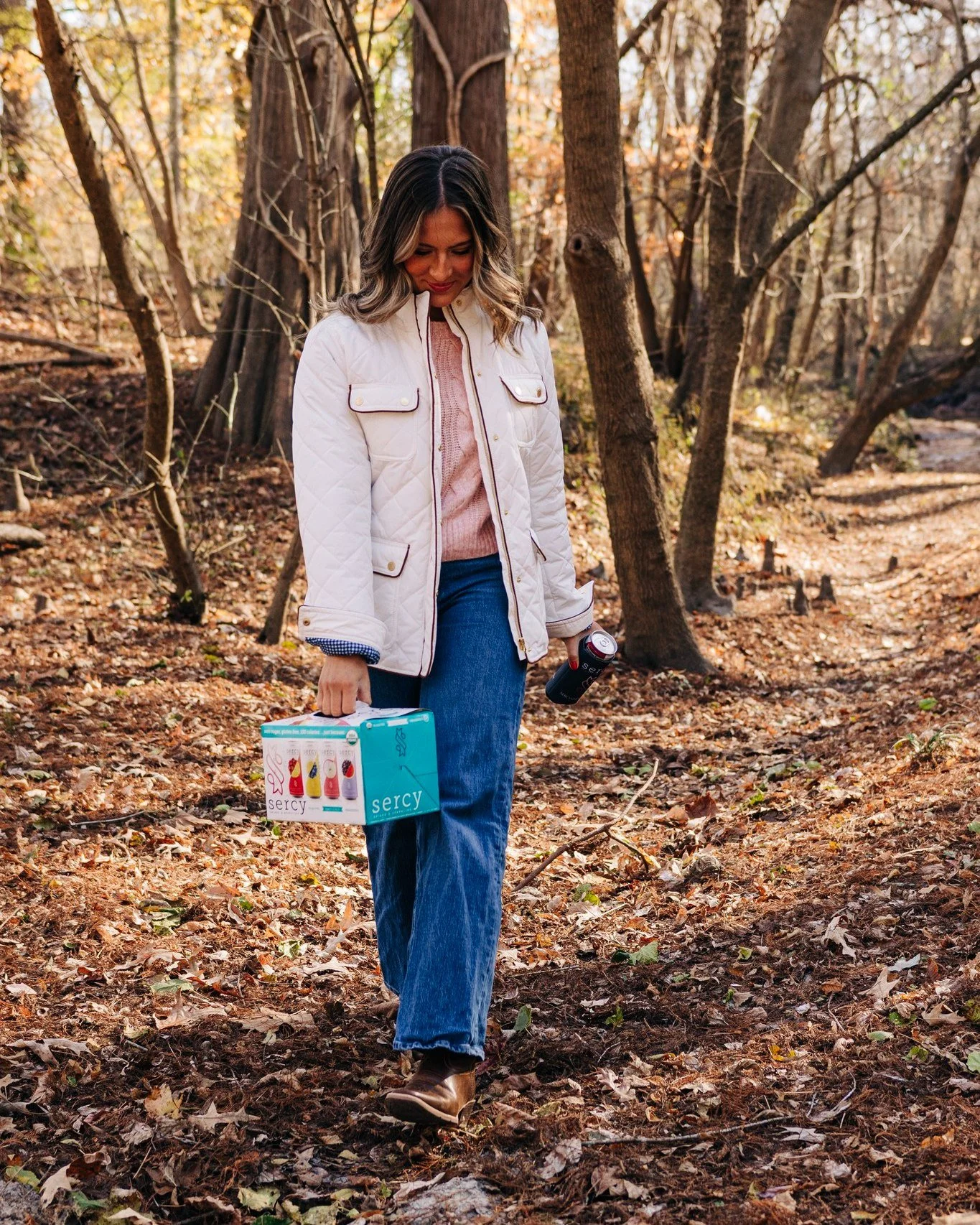 Crisp October air, crisp Sercy in hand. 🍂✨ #Clean #ActiveLifestyle