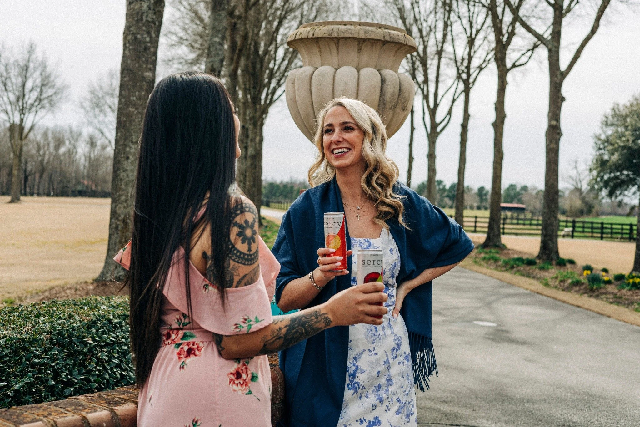 October looks better with a can of Sercy in hand. 🍂💫 #zerosugar