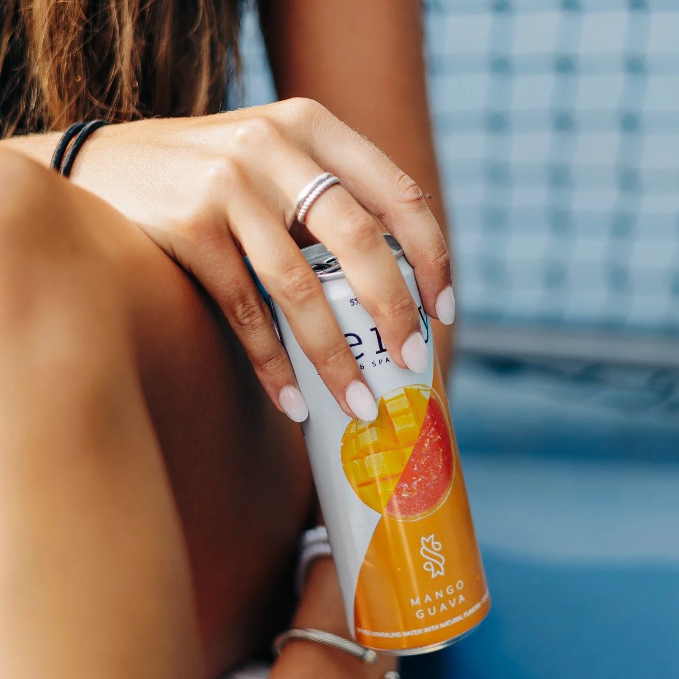 Feel-good fizz you can actually feel good about.
#nclocal #cleaningredients #organic #zerosugar