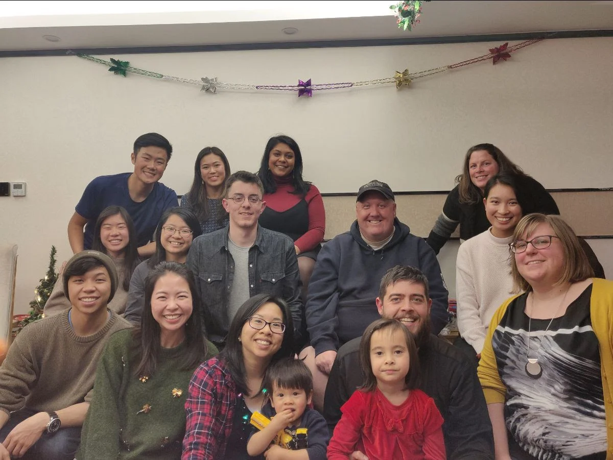 The second weekend both teams came together for a Christmas party. We brought gifts for everyone and decorations from Canada, we sang Christmas carols and read the Christmas story together.