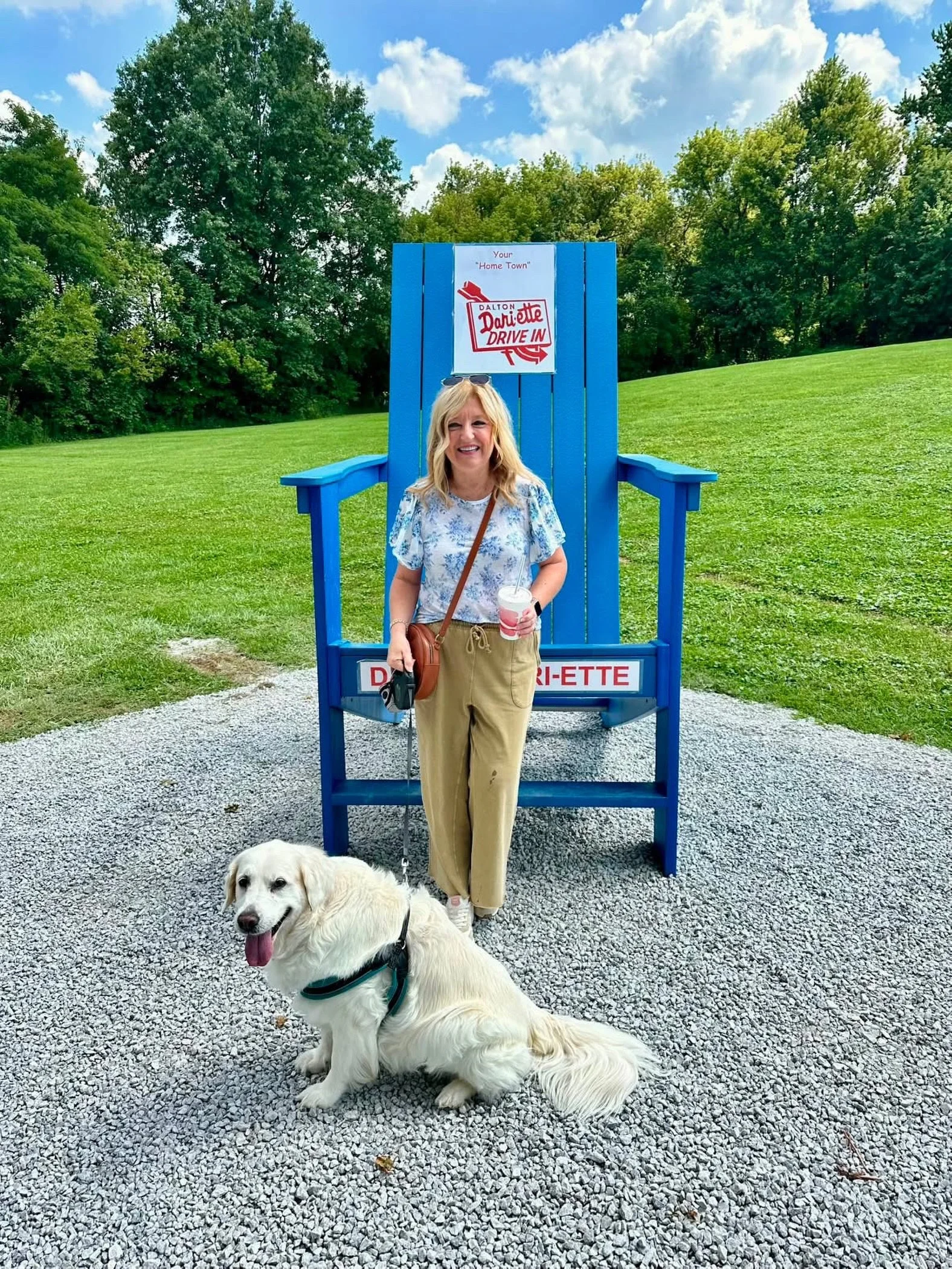 Happy National Dog Day 🐶

Some customers arrive on two feet while others arrive on four paws! We love them all equally &ndash; although the furry ones might get a few extra smiles 😄

📸: @susanzinader