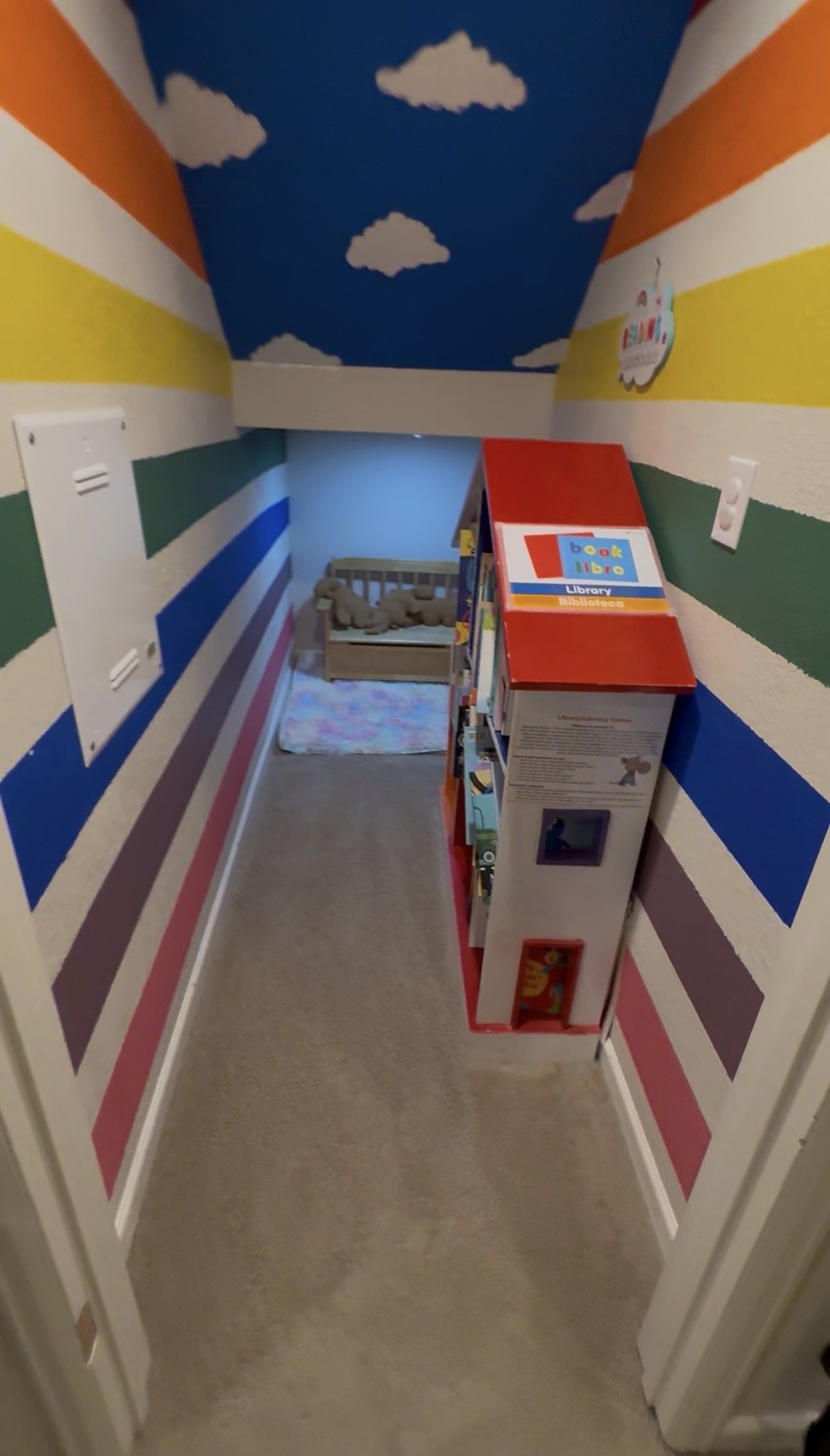 Cozy corner / reading area