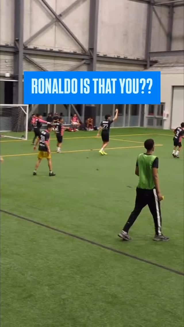 @hadaf.ca @rayanemira_ got up there 😮‍💨✈️