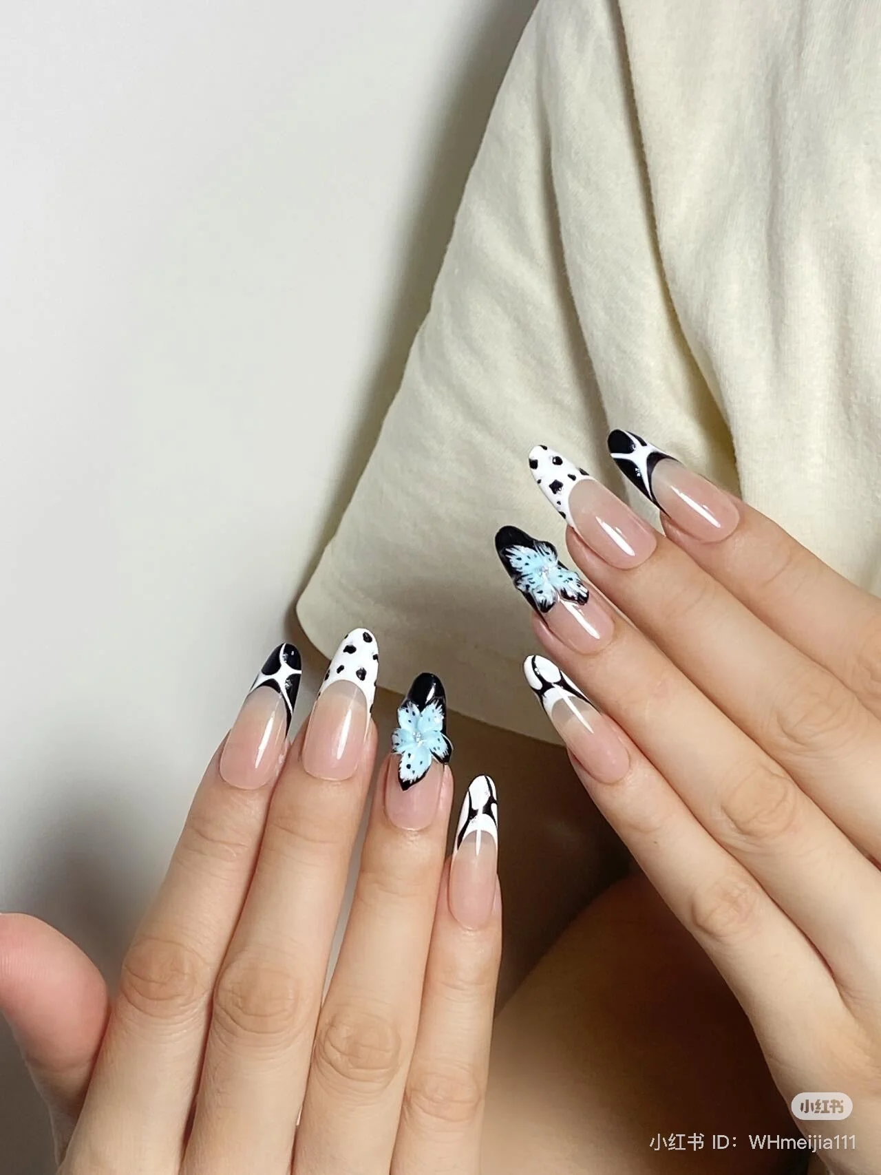 Devil_s_Flower_-_Le_Nail_NYC_-_-5766426.png