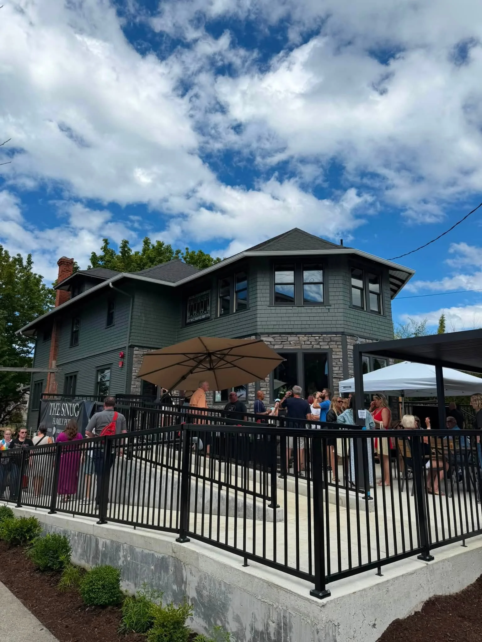 The Snug Family Pub Tacoma Best Restaurants
