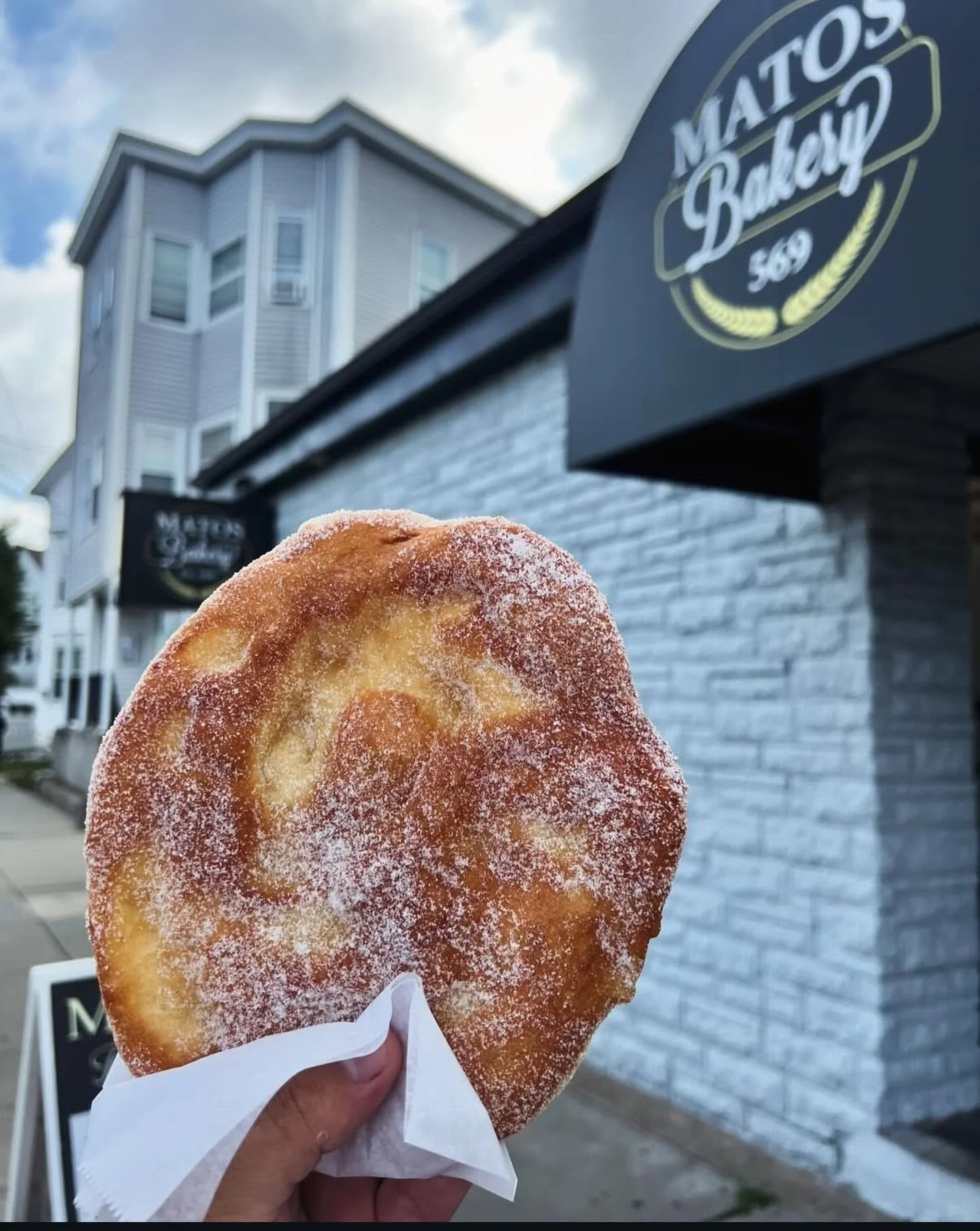 Cafe Alma East Providence Rhode Island Kevin Matos malasadas