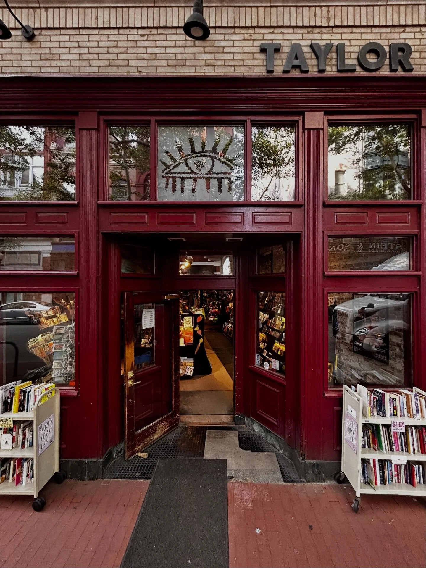 Taylor Books, Charleston Best West Virginia Adventures