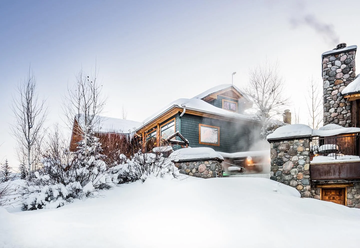 Rainbow Ranch Lodge, Gallatin Gateway Montana Best Hotels