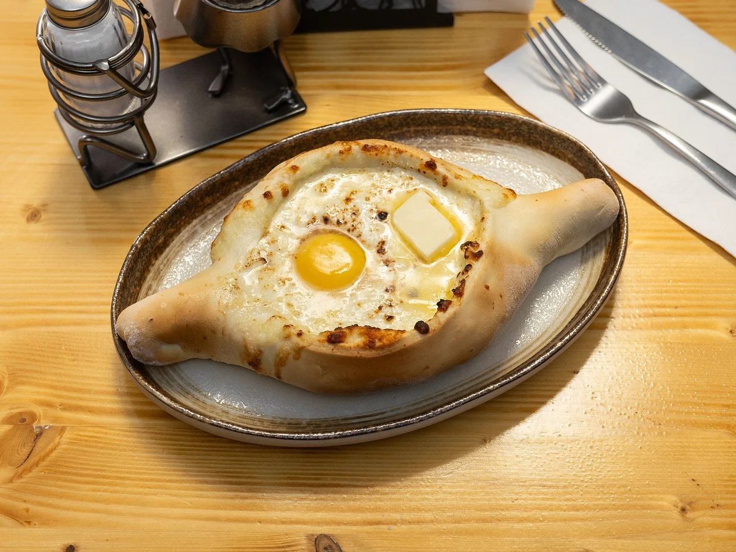 MRS Georgia Restaurant adjaruli khachapuri Best Restaurants Queens New York