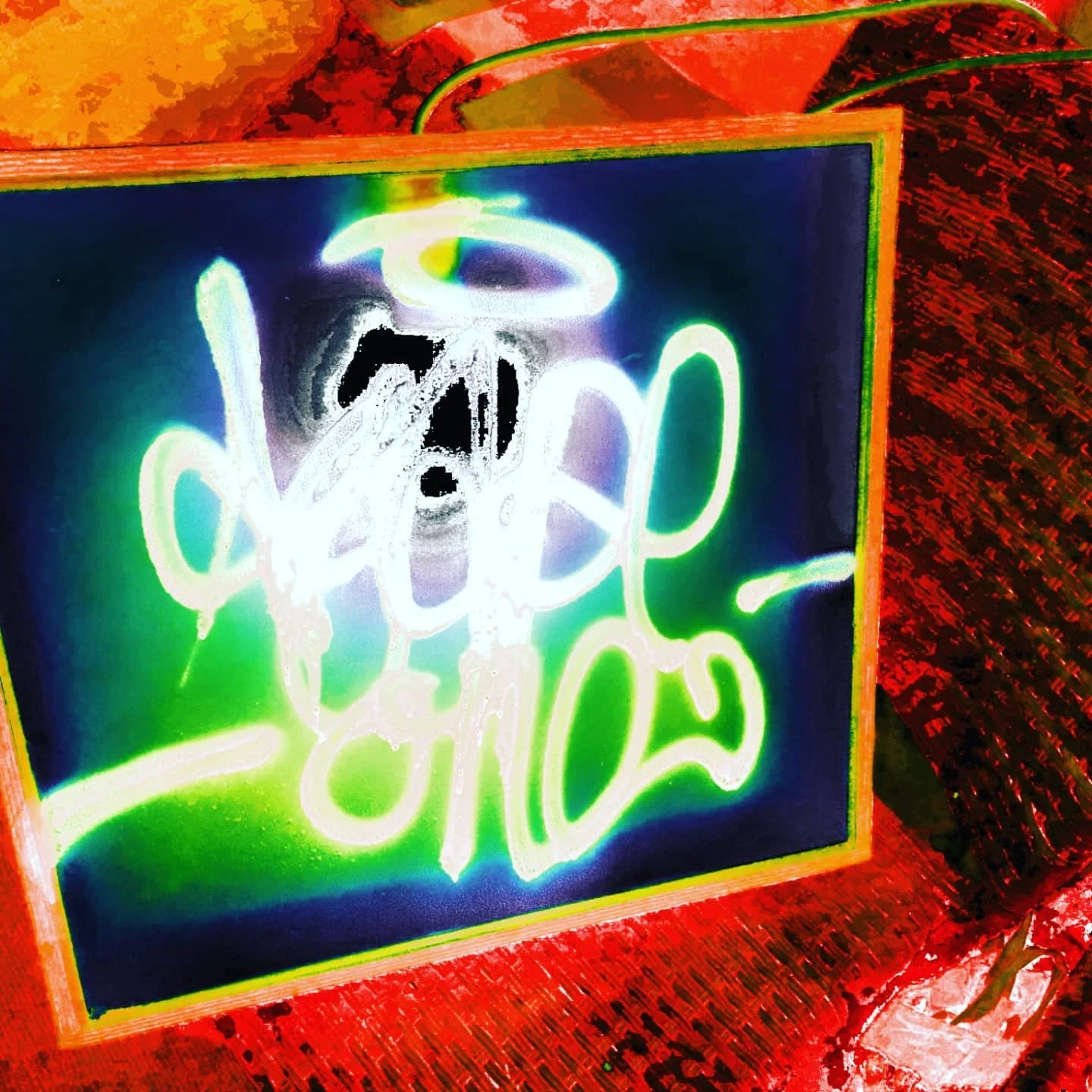 agape_one_art_waspsstudios_abstractart_artneedsnojustificationrobertra_2021-10-07_CUuzlQGMq7r_2679305688608583403.jpg