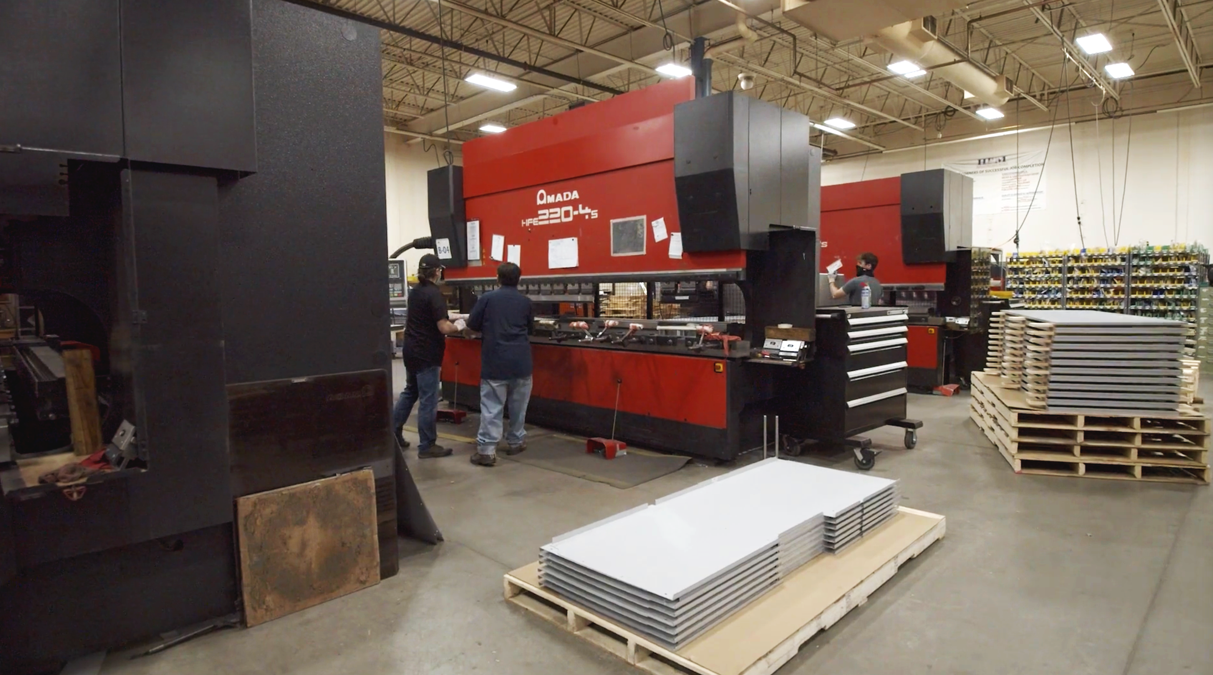 The Logic Behind HPM's Press Brake Fleet: Matching Tonnage &amp; Bed Length to Every Job