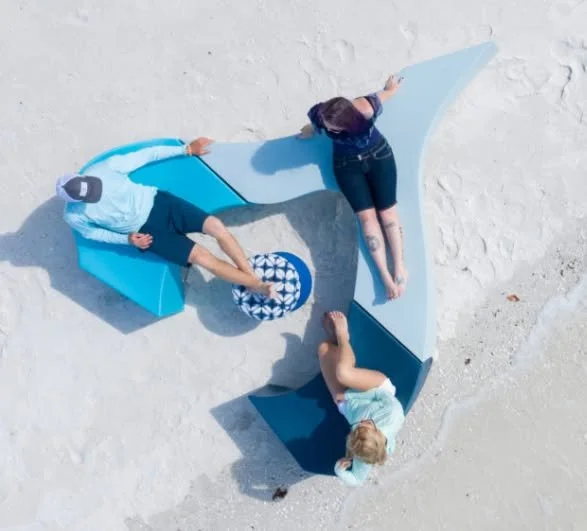 Making waves, even on dry land.

Riptide by @tonikworld &mdash; bold curves, endless vibes.

#Phase2Interiors #commercialdesign #designinmotion #architectanddesign