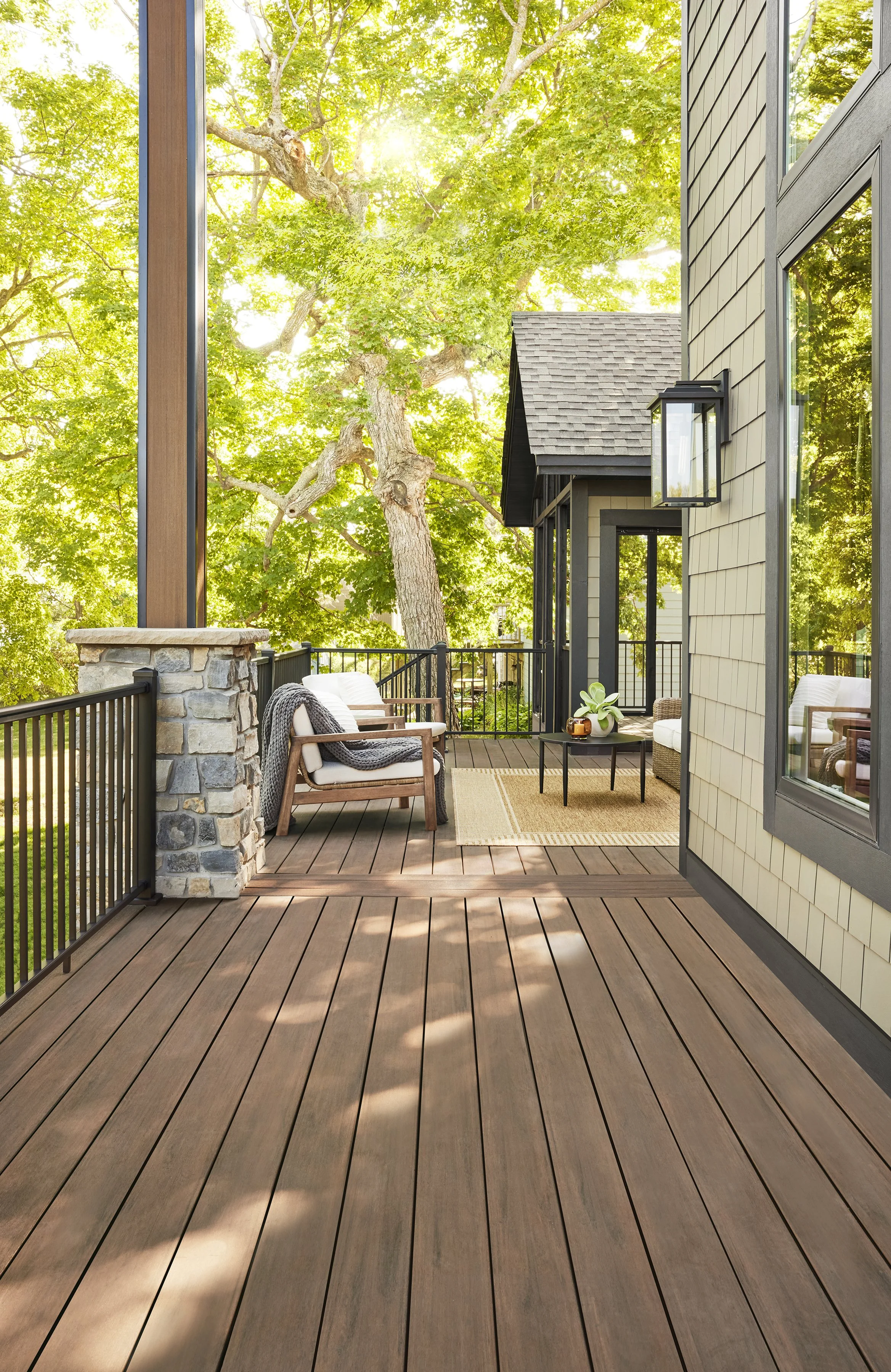 Timbertech_Azek_EnglishWalnut_IBX_Railing_Deck_2_final3.jpg
