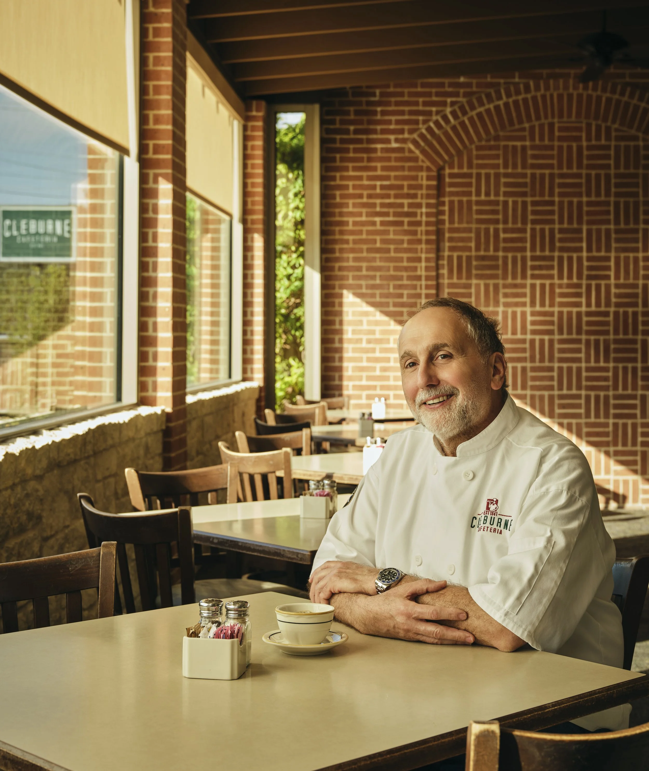 SOUTHERNLIVING_CLEBURNECAFETERIA_PORTRAIT_0004.jpg