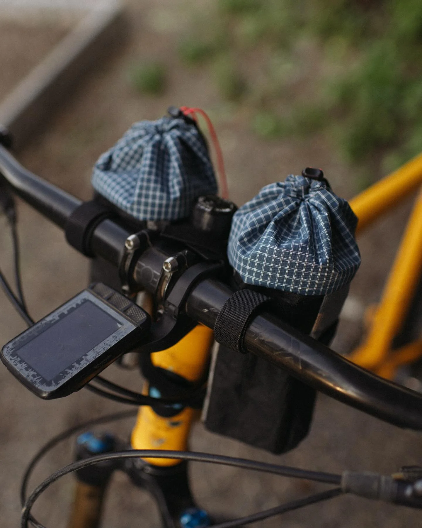 The new and improved stem bag ✨ 

After loads of riding and testing, this bag works really well. It holds all my snacks and little things, it&rsquo;s light weight, and it&rsquo;s easy to open and close with one hand

Photos by @heronhouse.studio