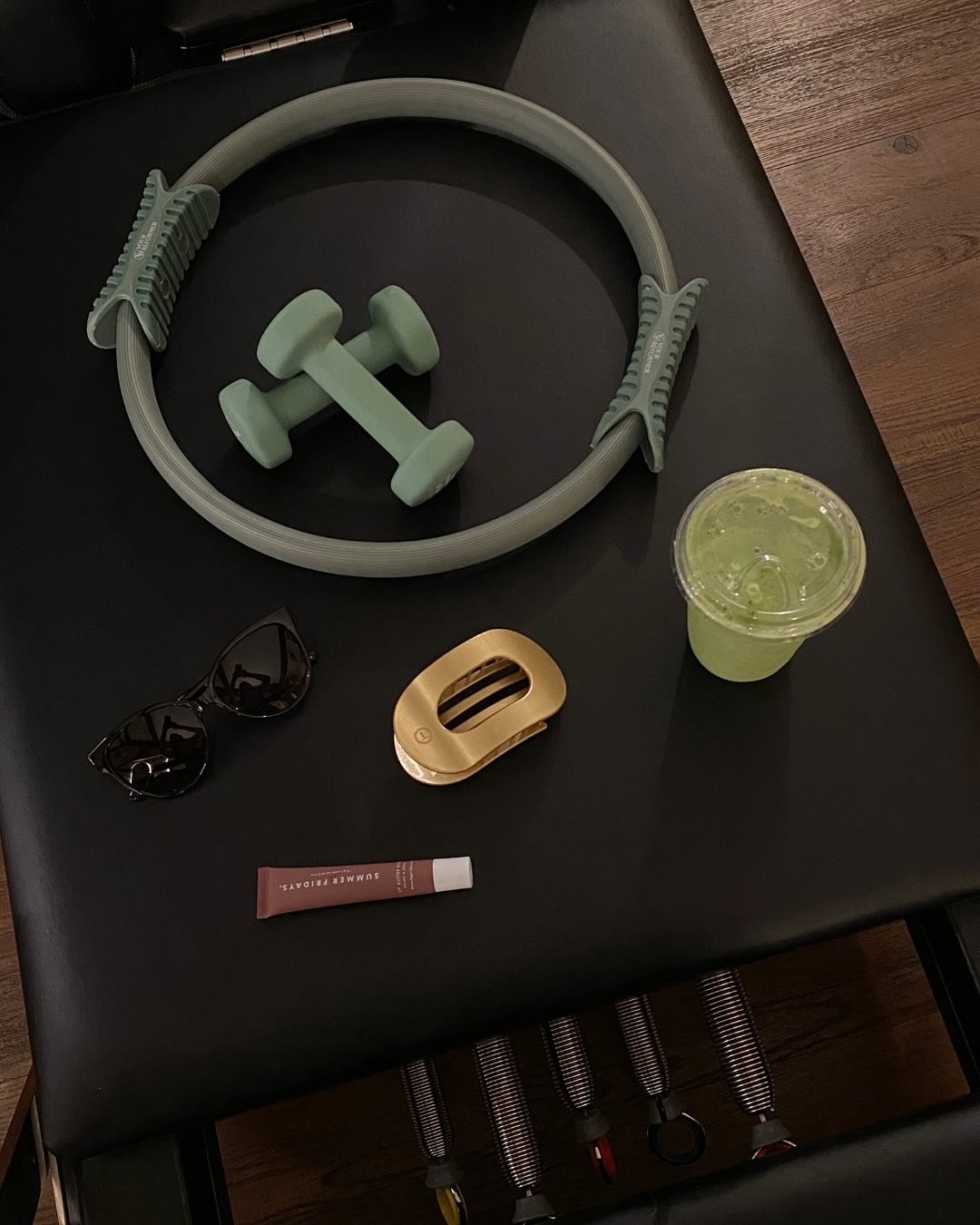 Morning routine ☕️💆&zwj;♀️✨