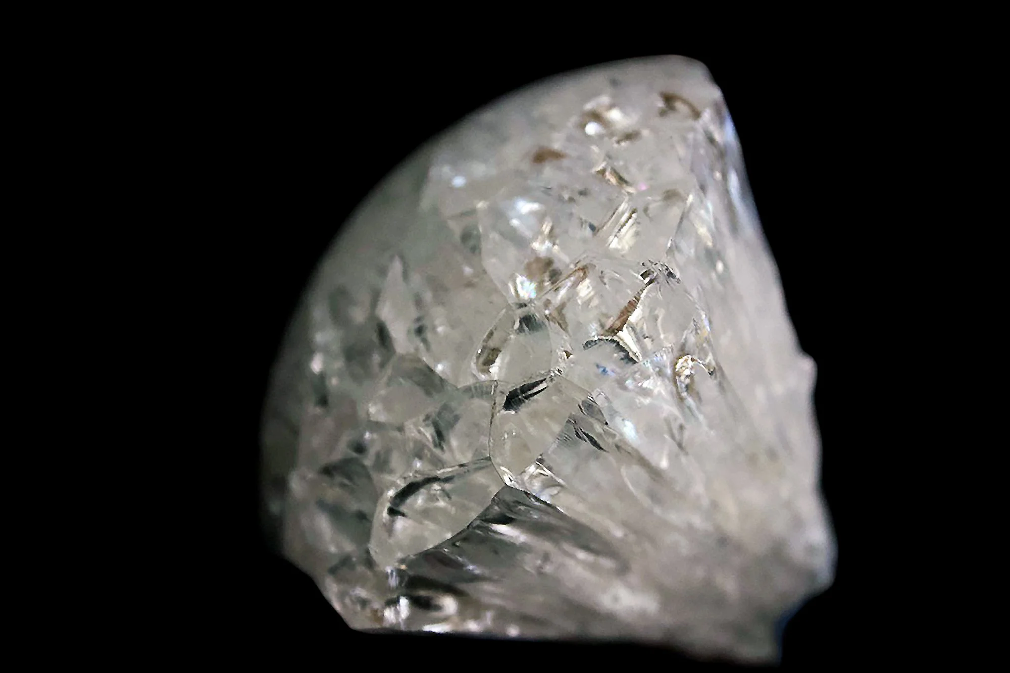 Geologic Object (2025)
Glass (Hot formed and Exploded)