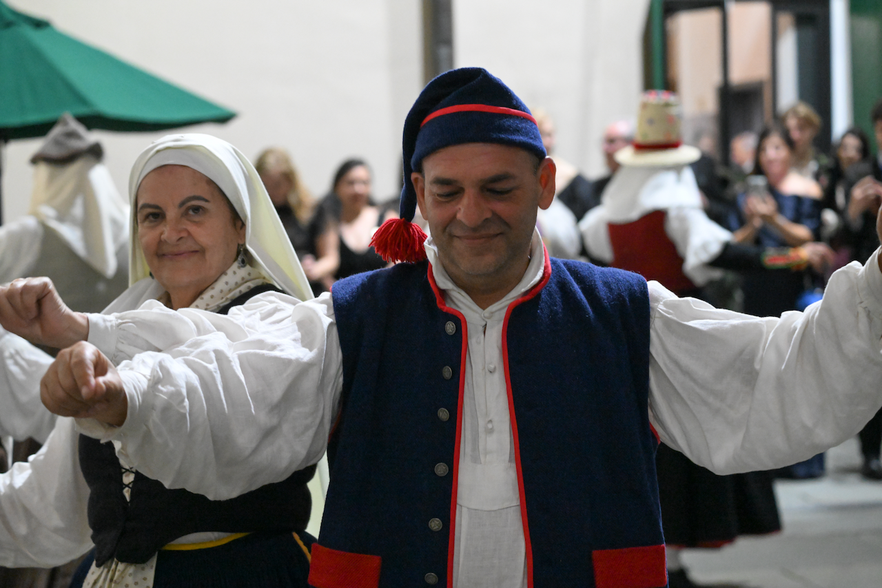 Galvez - 24 of 25.png