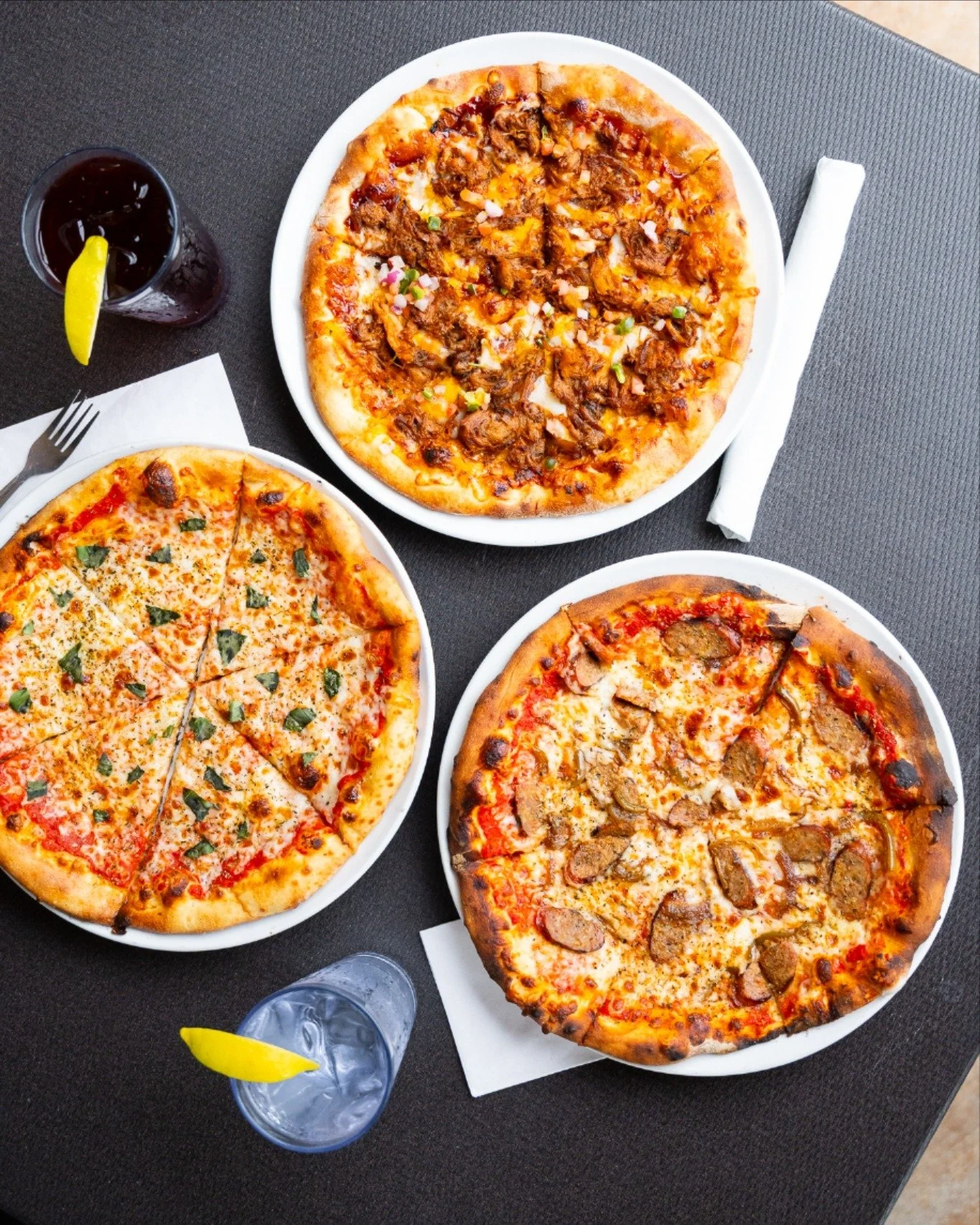 Every day has a reason to come back.

Pizza, burgers, wings, drinks, we made sure your week is covered.
Pick your day and we&rsquo;ll see you there.