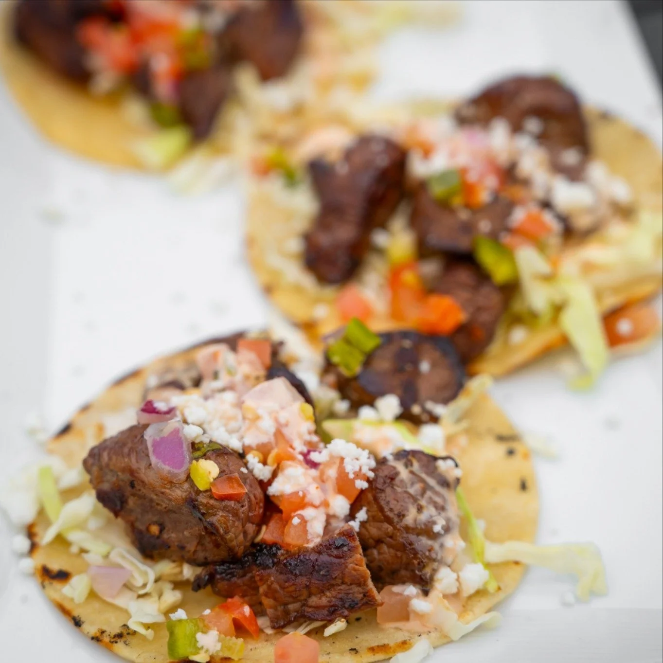 Your lunch break just got an upgrade. Choose from 16 options under $10 that hit fast and taste even better. Your coworkers will be jealous.
Stop by for lunch today and taste the wood-fired difference.