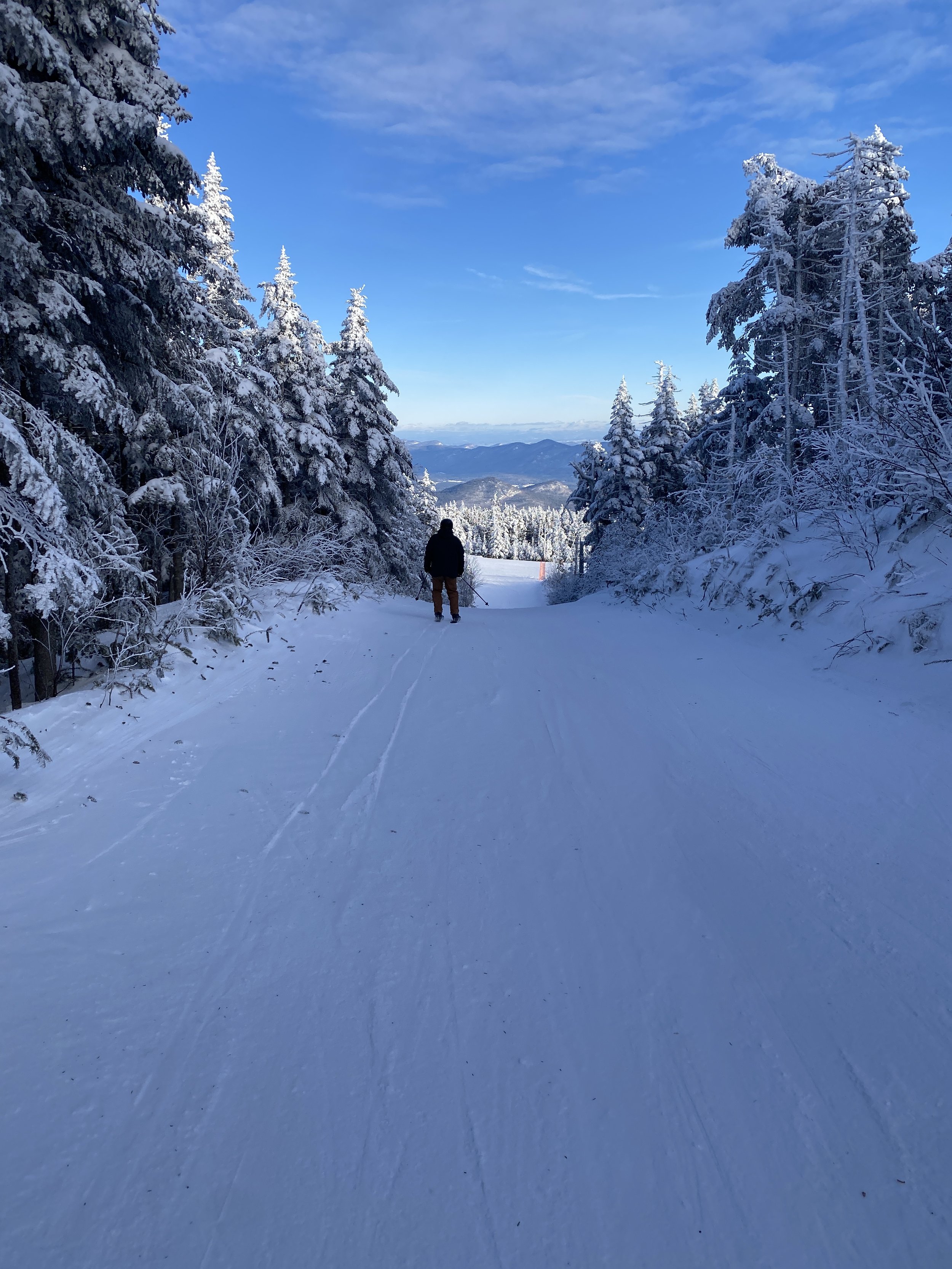 5 MOUNTAINS YOU NEED TO SKI THIS WINTER IN THE NORTHEAST