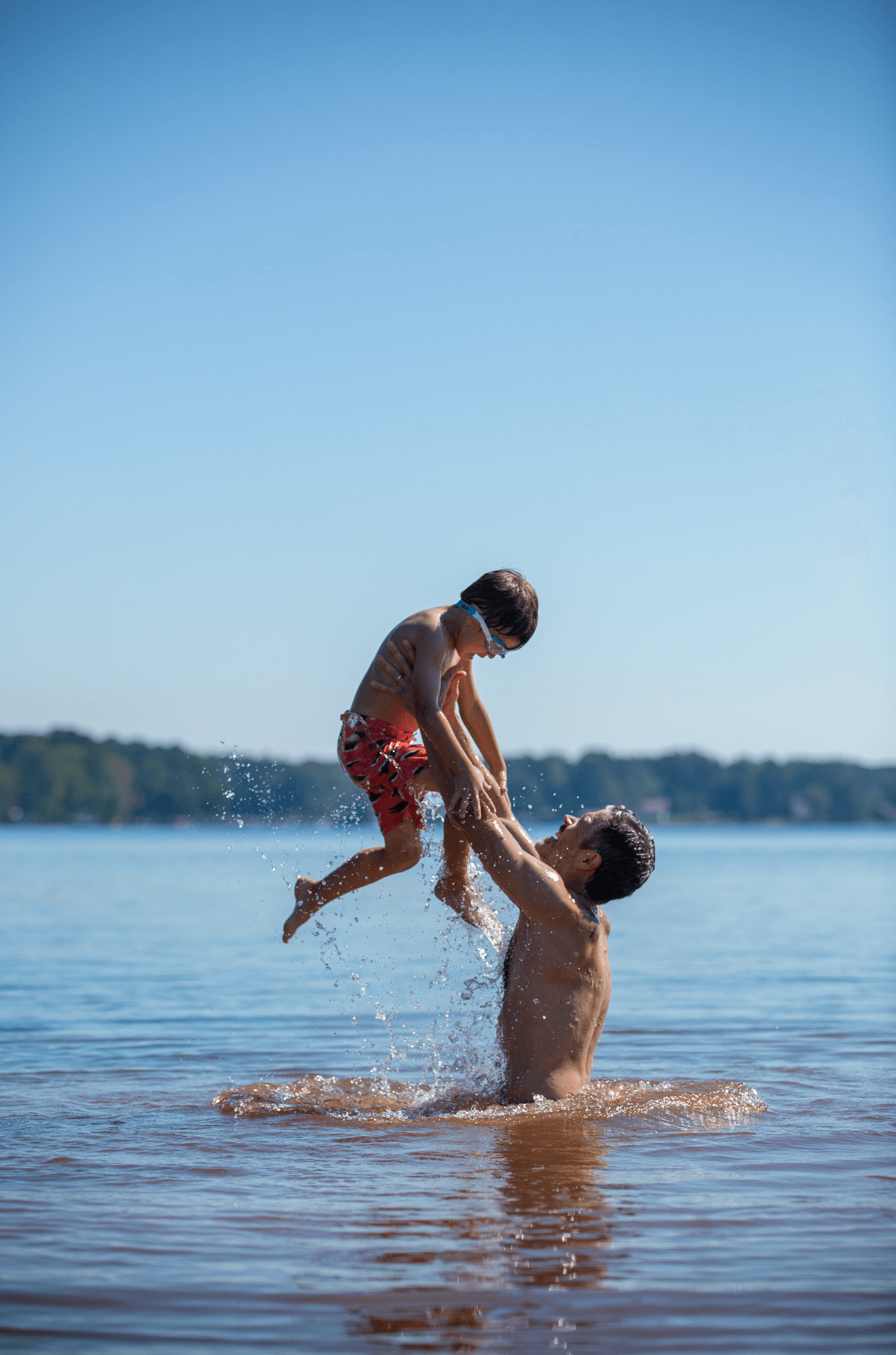 work_lifestyle-family-fun-swimming-at-the-lake-2.png