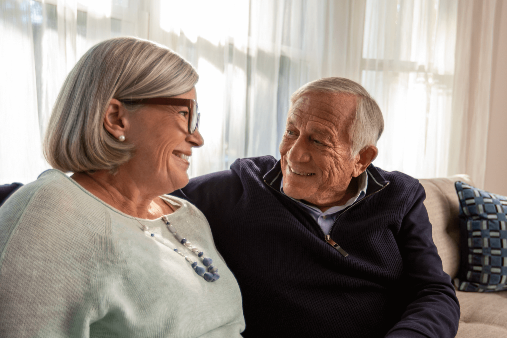 work_lifestyle-elderly-couple-smiling.png