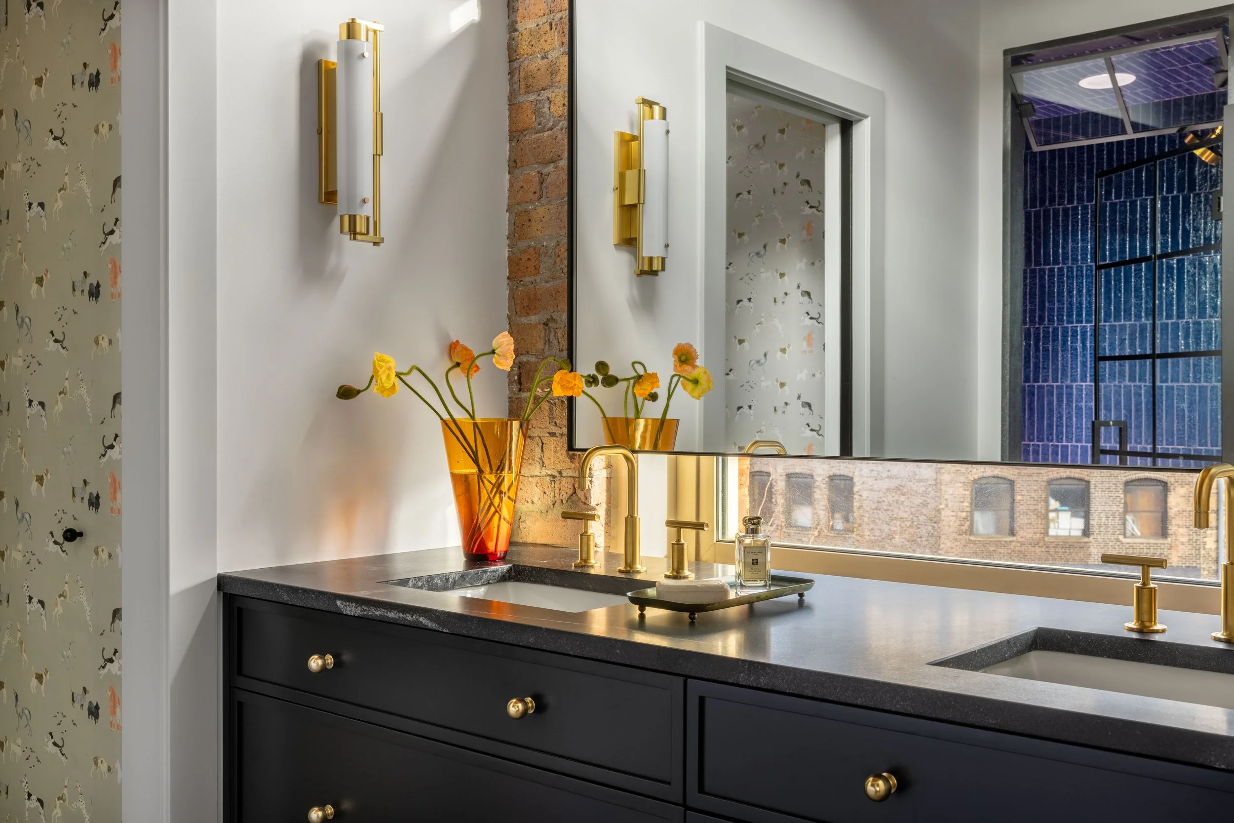 work_interior-chicago-loft-primary-bathroom-vanity-1.jpg