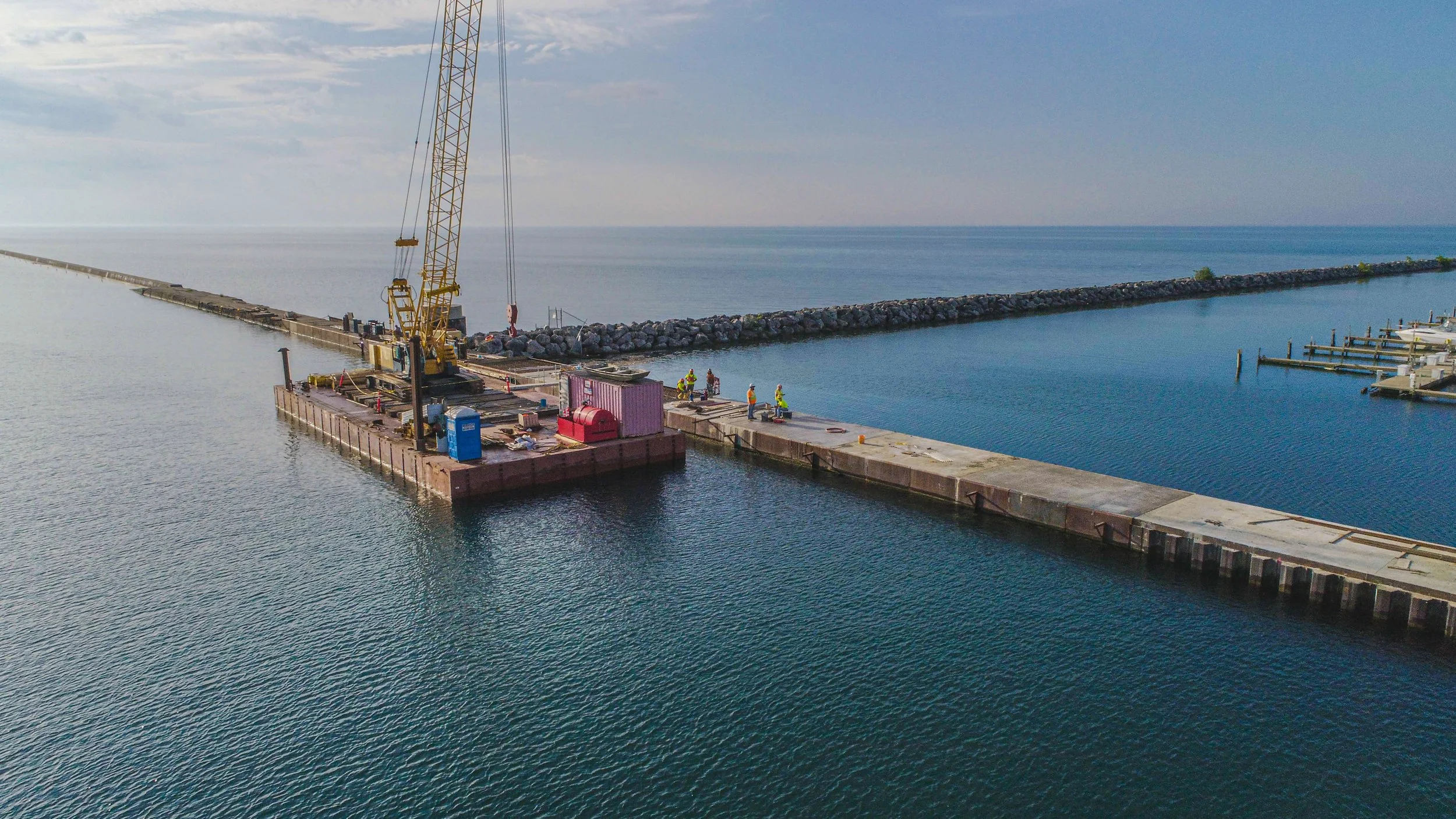 work_industrial-aerial-worksite-concrete-pier-2.jpg
