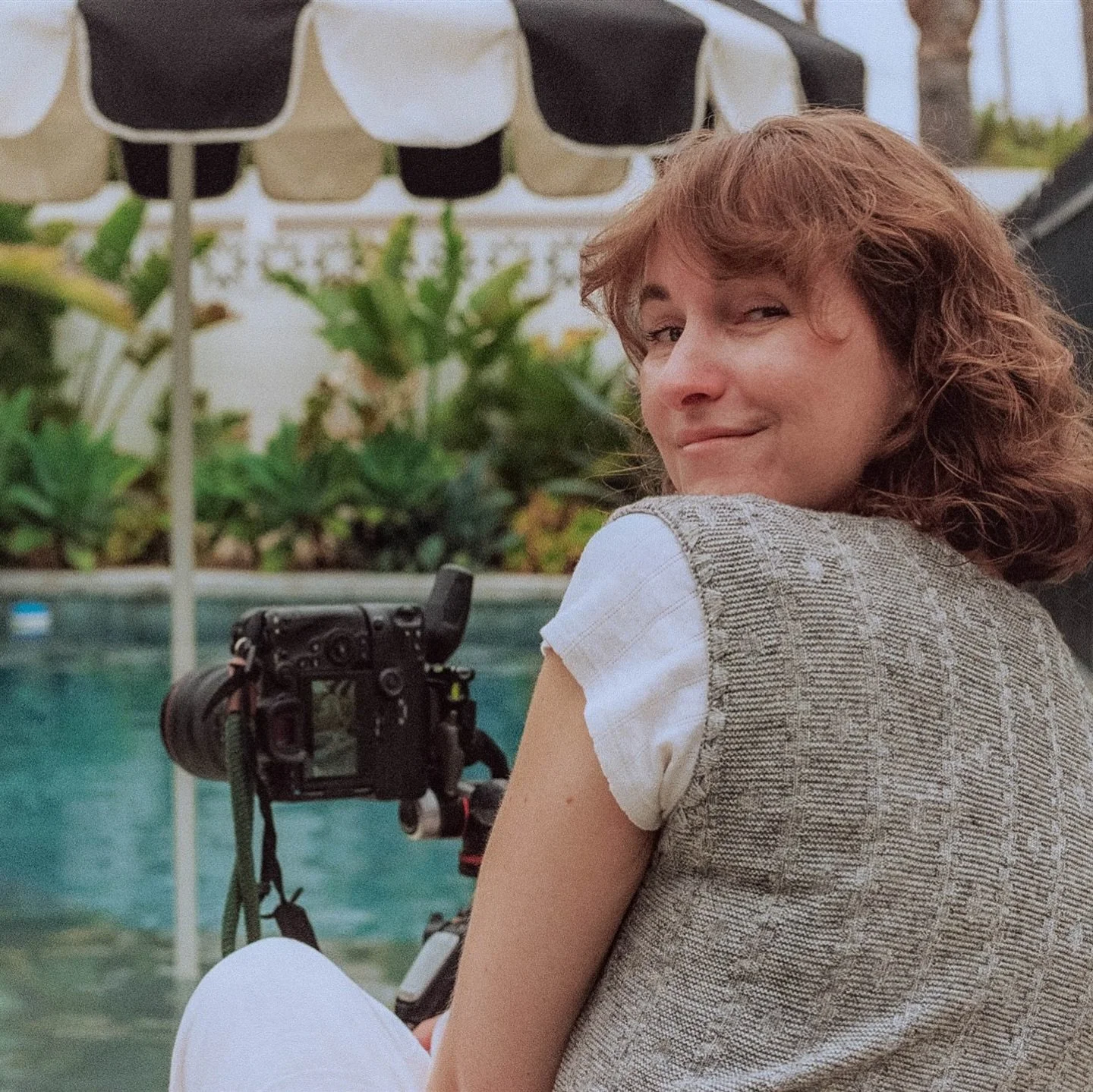 Le BTS from last months @anthropologiehome shoot with some of my favorite crew who also happen to be some of my favorite people 🤝 #35mm