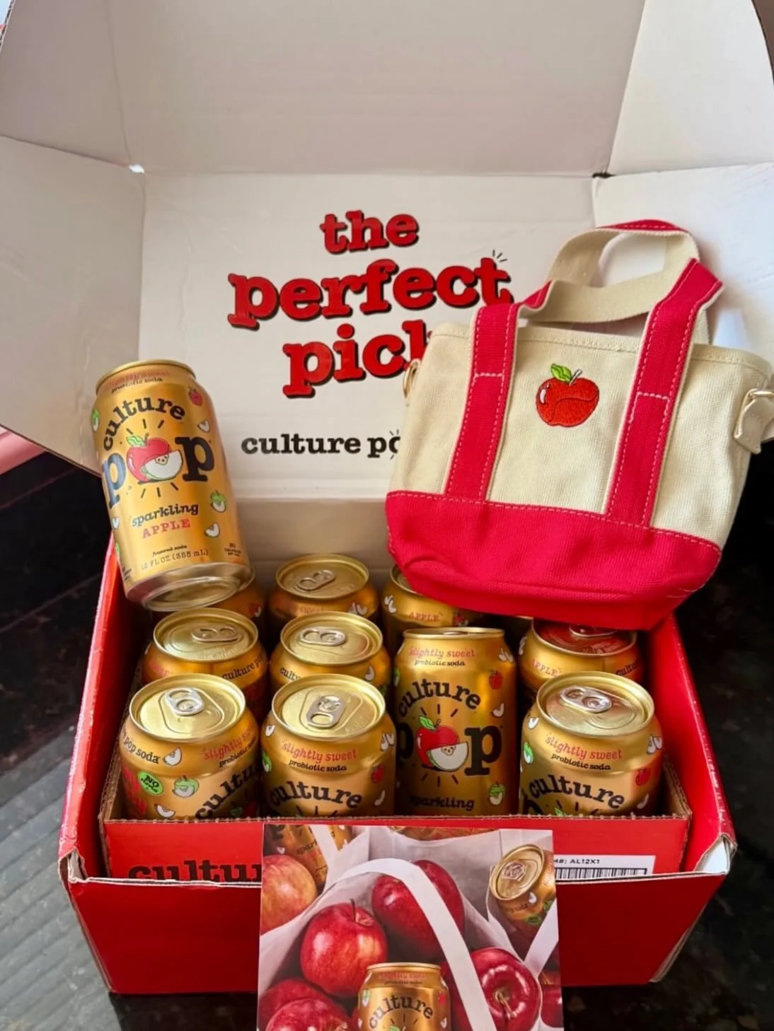 Such a fun project to work on with @drinkculturepop!! We love how these boxes and custom mini totes came out, and are so ready to try this new flavor! 🍎🥤

#CustomBranding #InfluencerBoxes #MiniTotes

📸: @ninayrigoyen @okaycoolgigi
