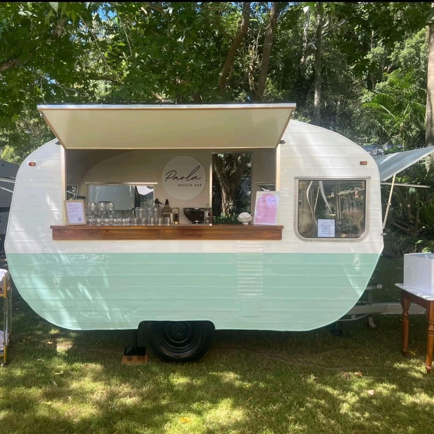 Have you RSVP to the @forsterweddings FWC OPEN EVENING HAPPENING at @palmyrabnb on Saturday 11/10/25 from 5pm til 8pm? 

Looking for a drinks solution? It&rsquo;s not a DIY task!!

Come meet @paola_mobilebar and chat all things weddings at the OPENIN