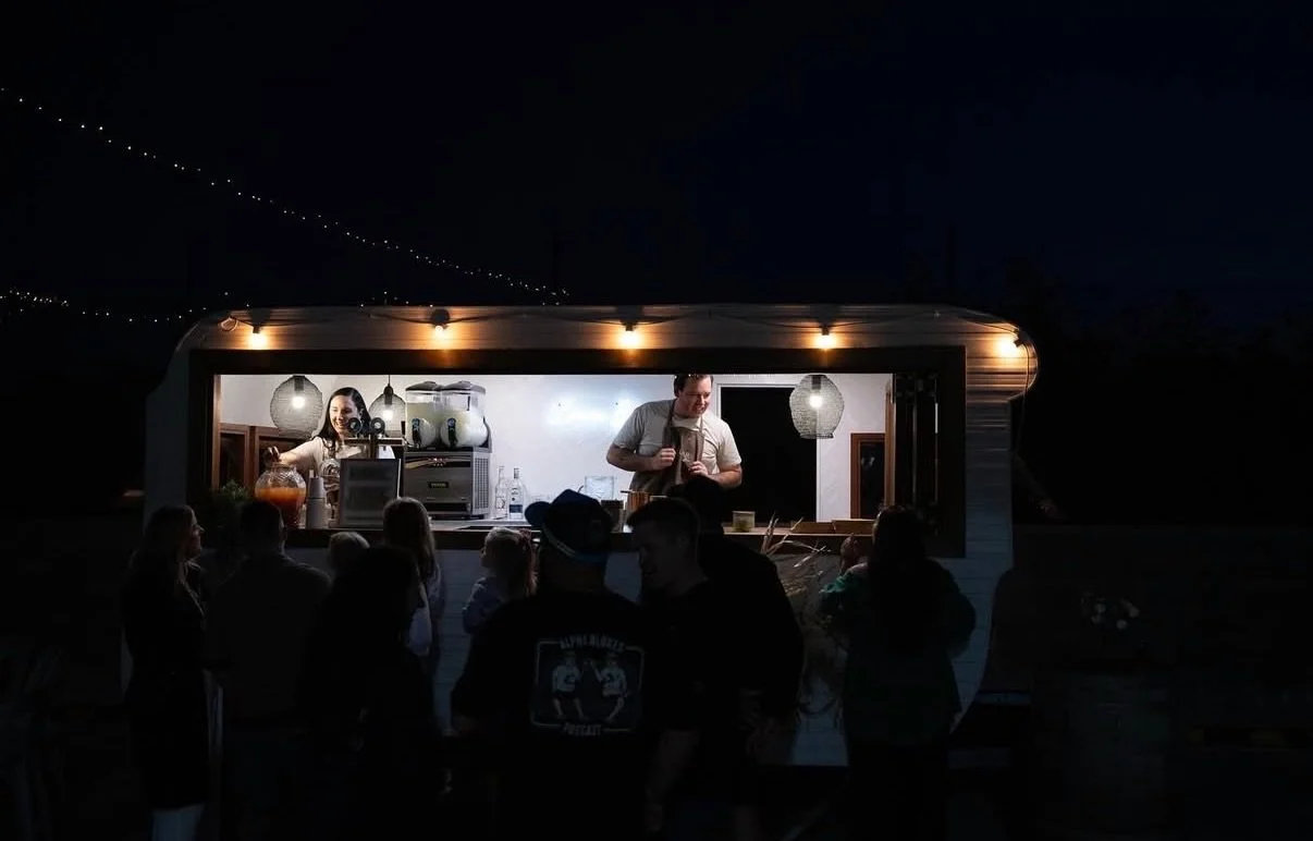 Every wedding has drinks SO you need to consider @lun_arbar to take care of your drinks on the big day 

Amazing service, incredible team and the best service - chat to @lun_arbar for availability, packages and all things drinks for your big day 🍾🍻