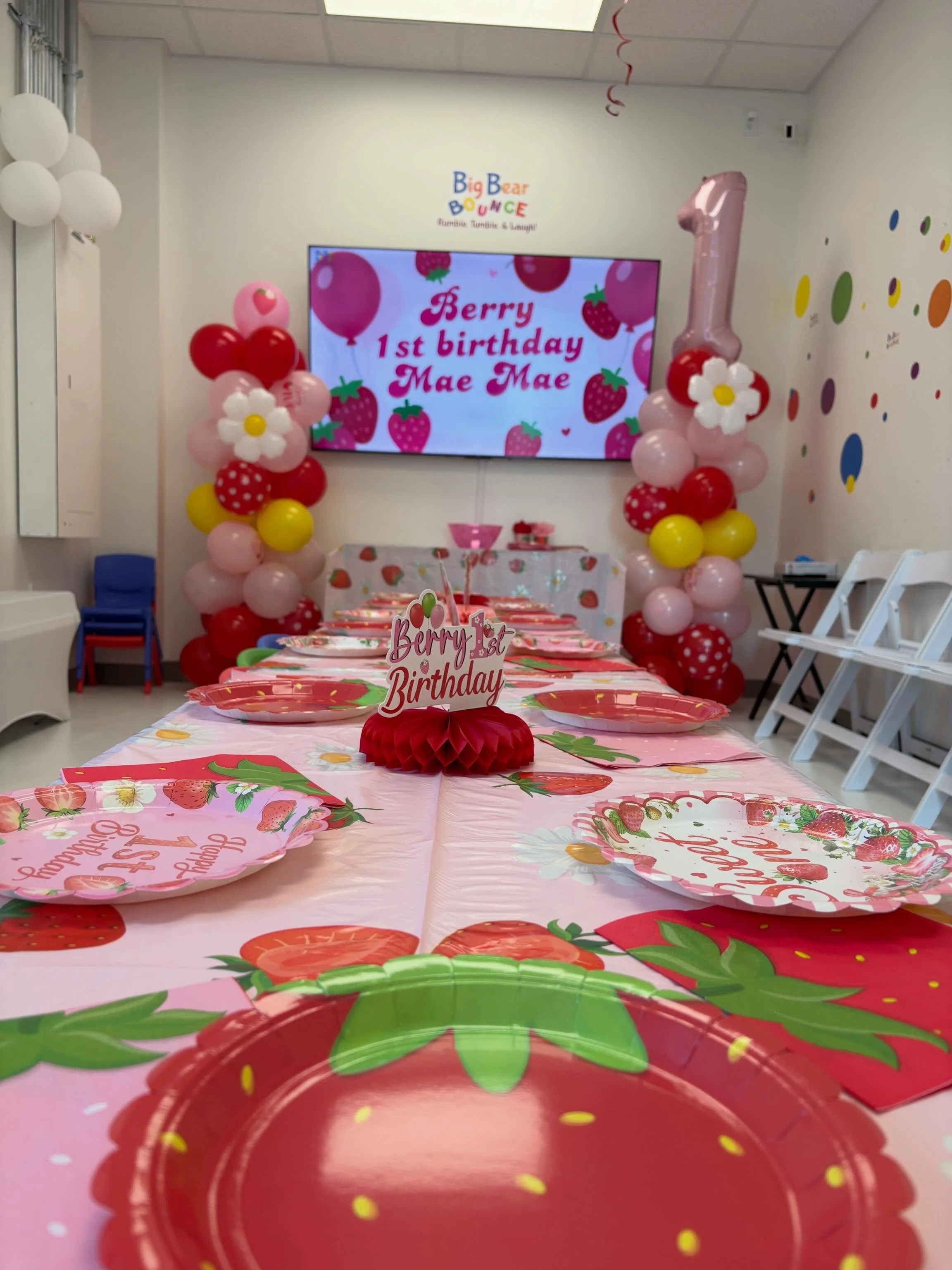 &ldquo;&rsquo;Tis strawberry season 🍓💛 Come celebrate your little one&rsquo;s first birthday with us!

we&rsquo;d love to make it extra sweet and unforgettable! 

Book now to take advantage of our ongoing promotion ✨&rdquo;