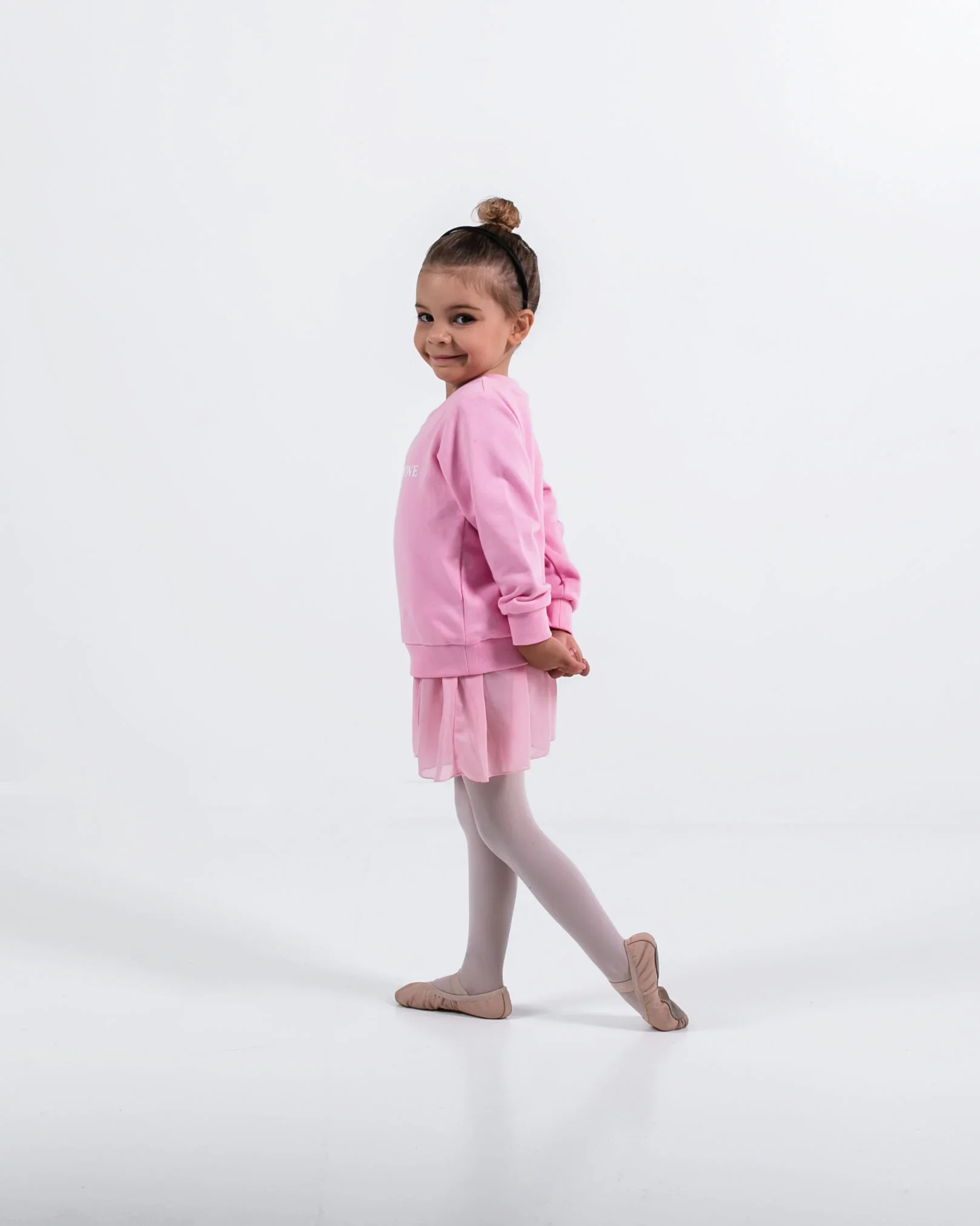 BALLET-TROVE_-13786-WEB.jpg.webp
