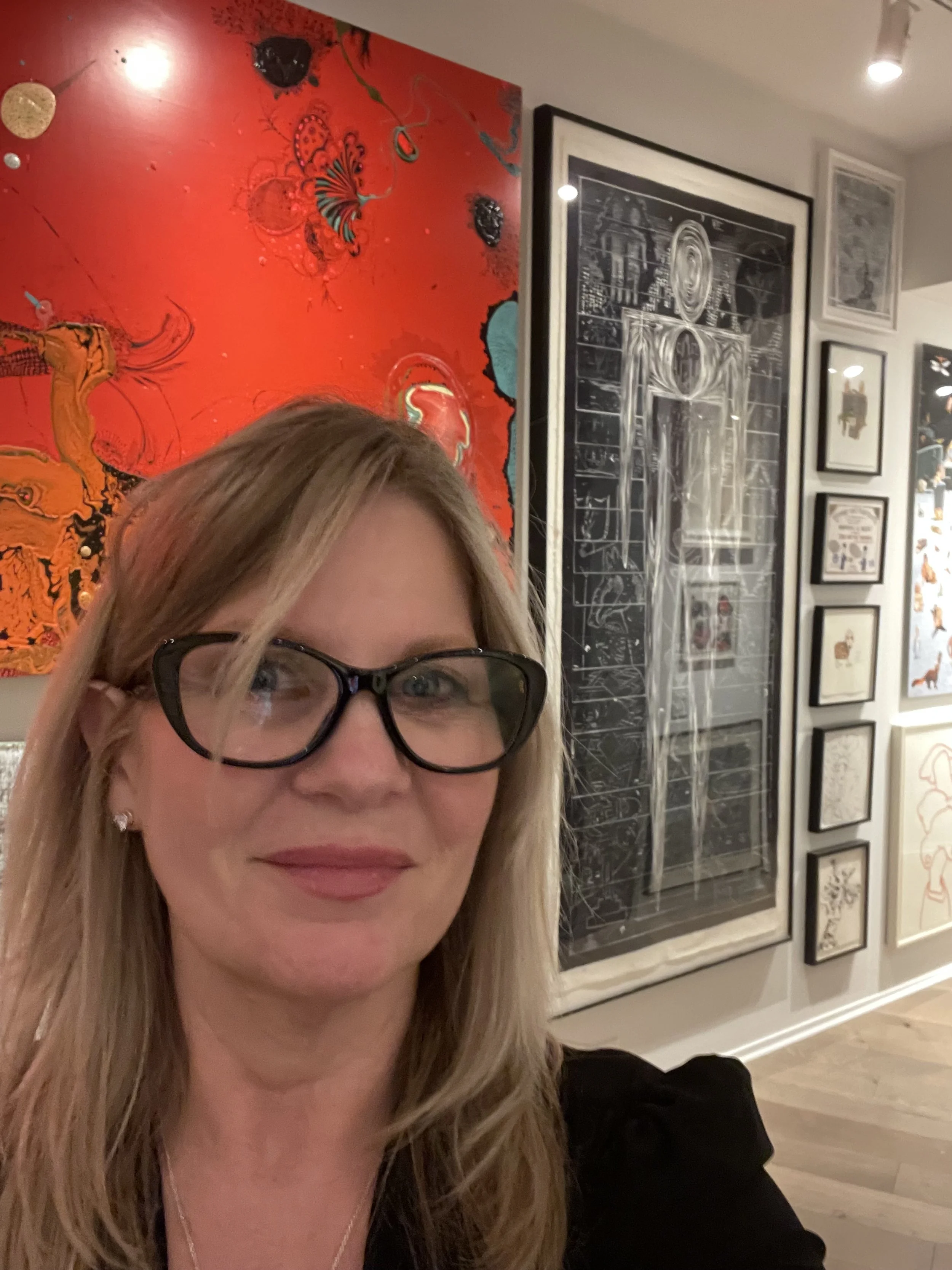Art Advisor and Appraiser Ruth Crnkovich with private art collection in Chicago.