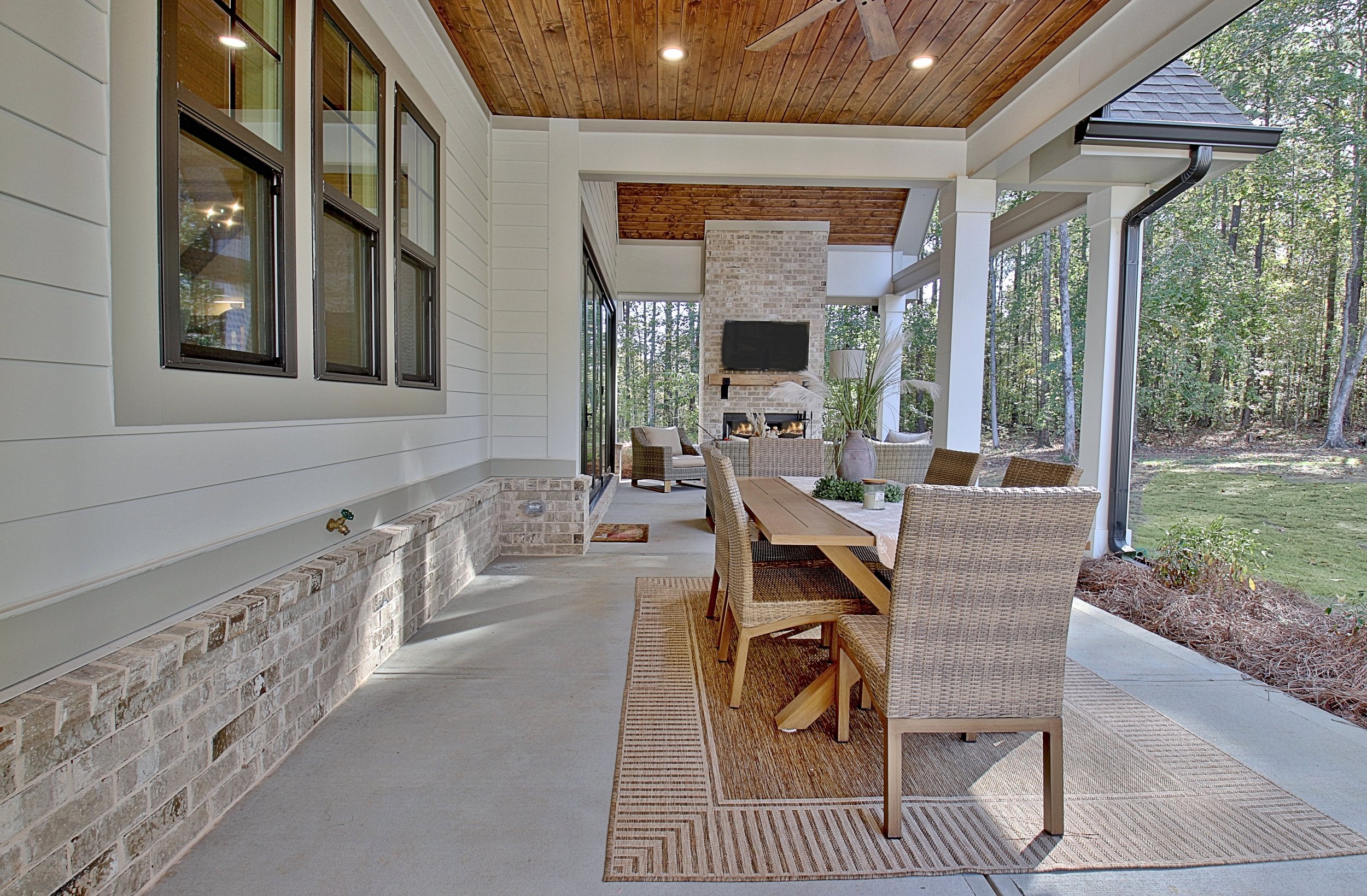 147.jpg