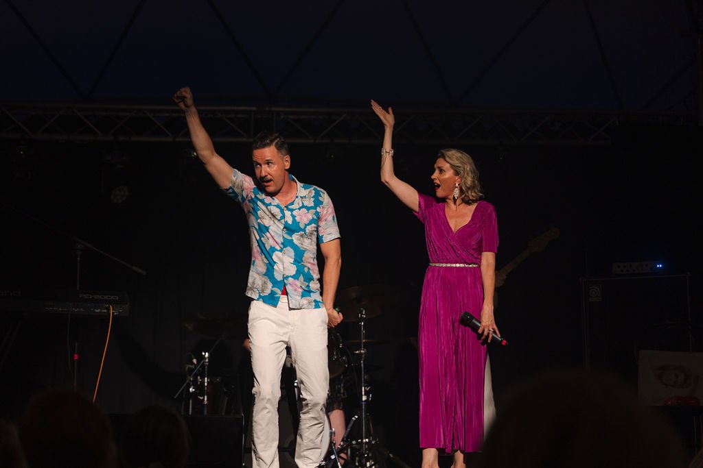 LivvyandPete-NhughesMedia-16Oct24-15.jpg